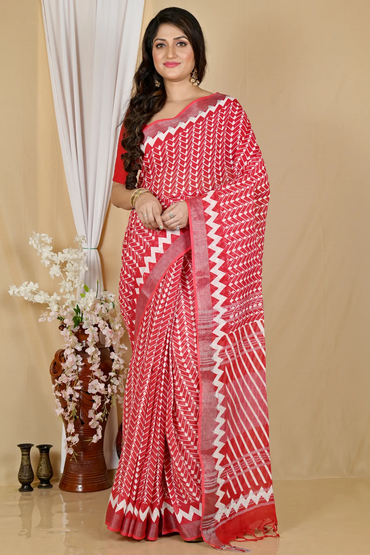 DipDiya Cotton Red Sebai Bengal’s Tradition Batik Print Sarees