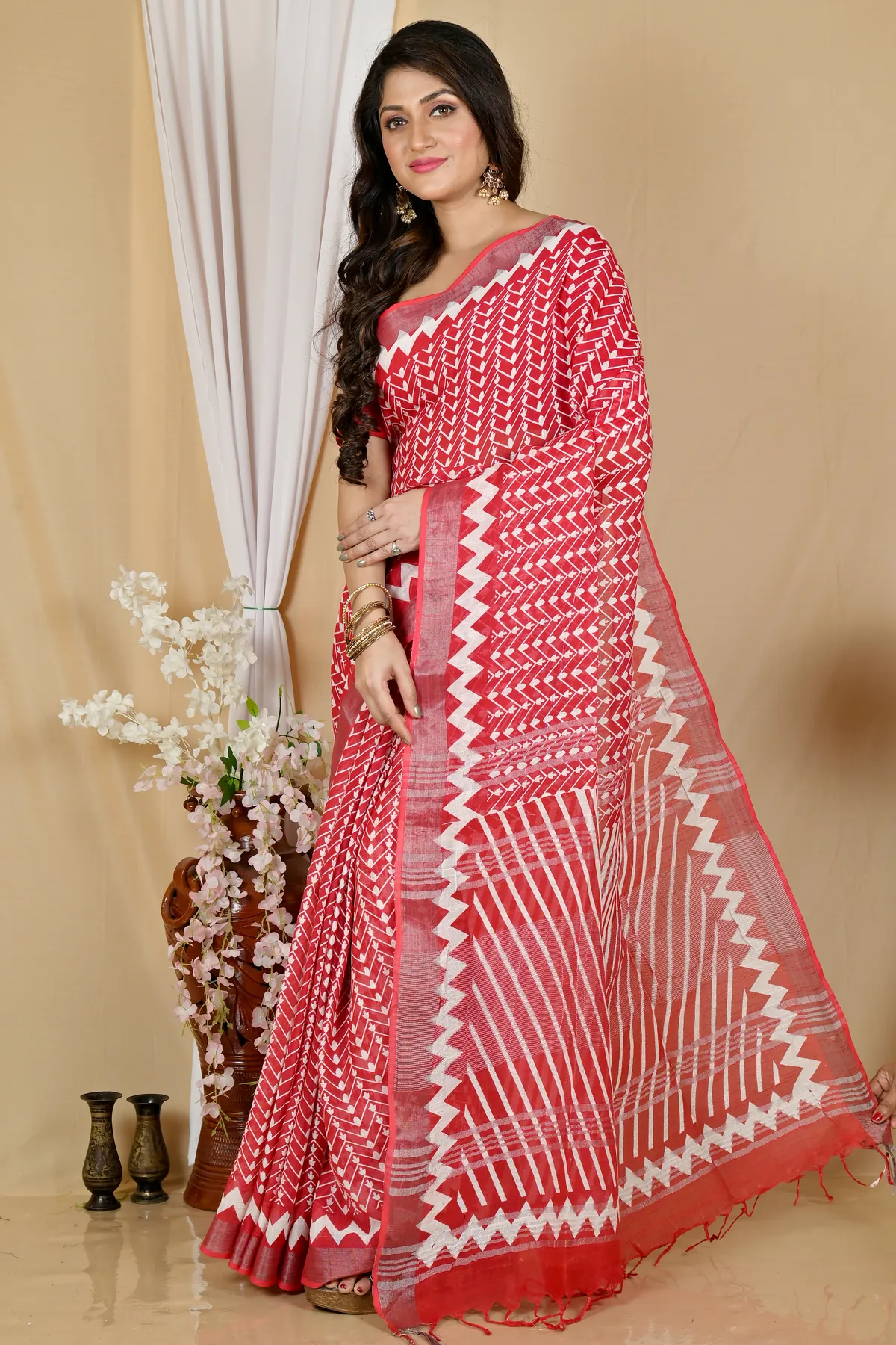 DipDiya Cotton Red Sebai Bengal’s Tradition Batik Print Sarees