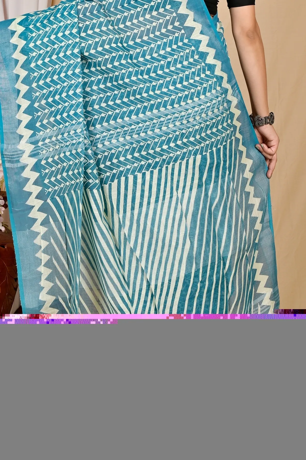 DipDiya Cotton See Blue Sebai Classic Grace Batik Print Sarees