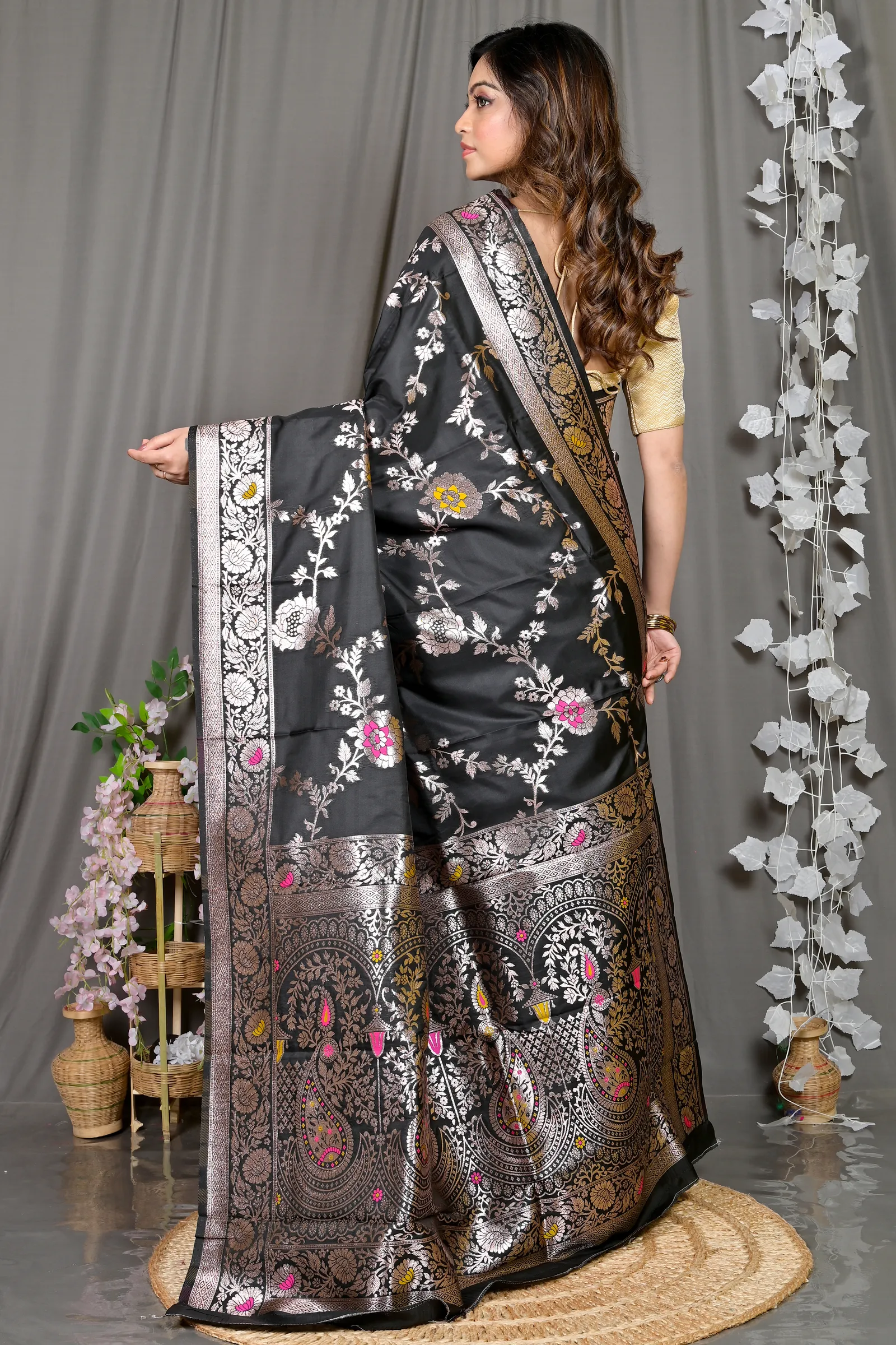DipDiya Cotton Silk Black Parosha Bengal in Every Thread Kathan Sarees
