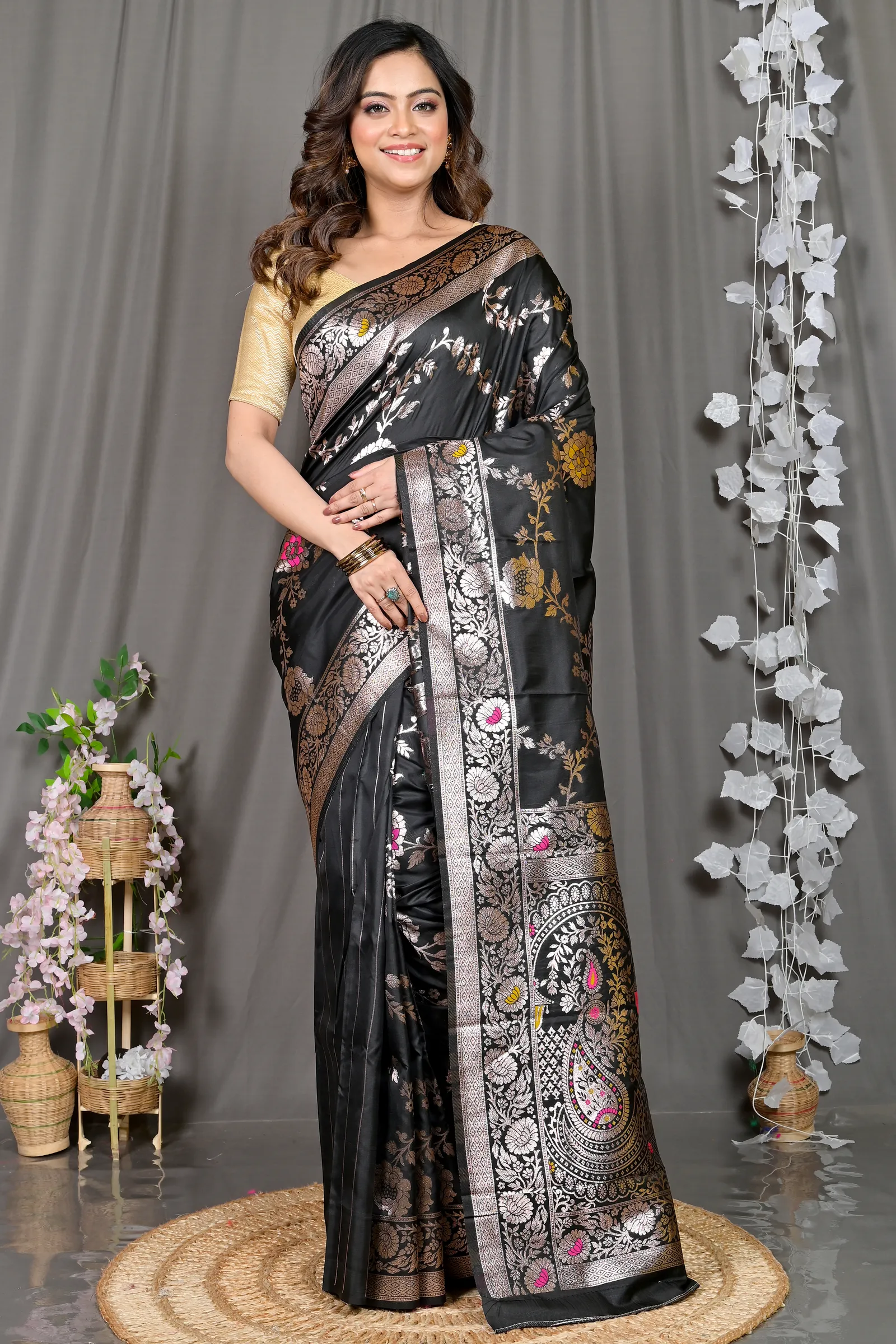 DipDiya Cotton Silk Black Parosha Bengal in Every Thread Kathan Sarees
