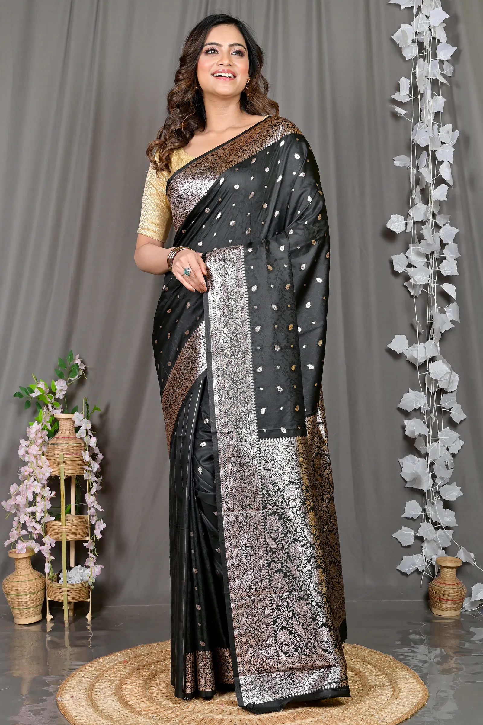 DipDiya Cotton Silk Black Parova Classic Bengali Tanchui Sarees