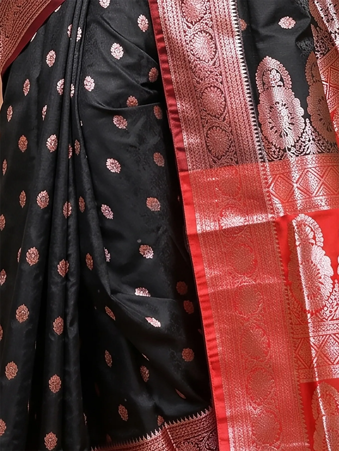 DipDiya Cotton Silk Black Red Samay Heritage of Bengali Kathan Sarees