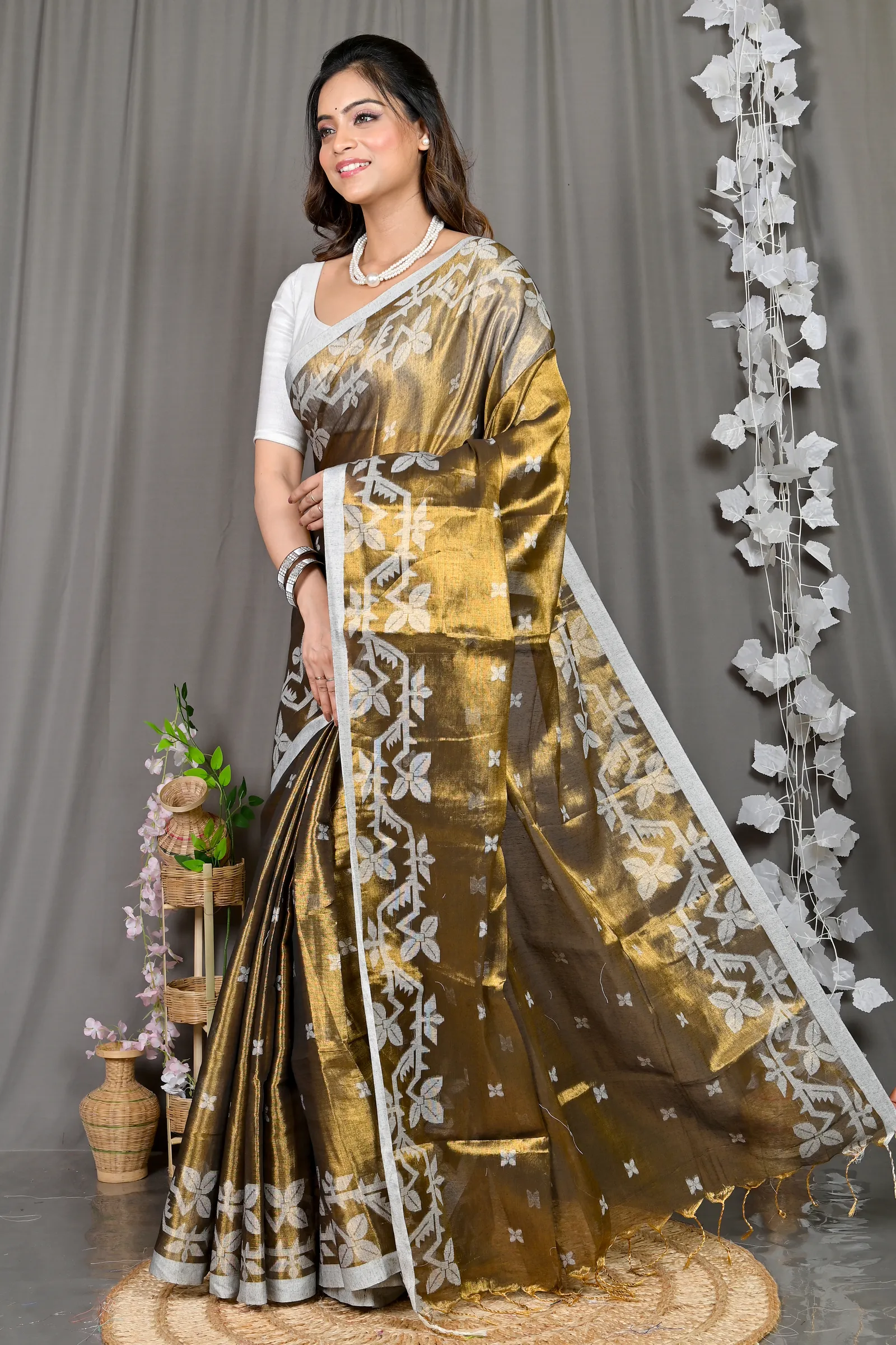 DipDiya Cotton Silk Brown Parashar Woven by Hand Tissue Jamdani Sarees