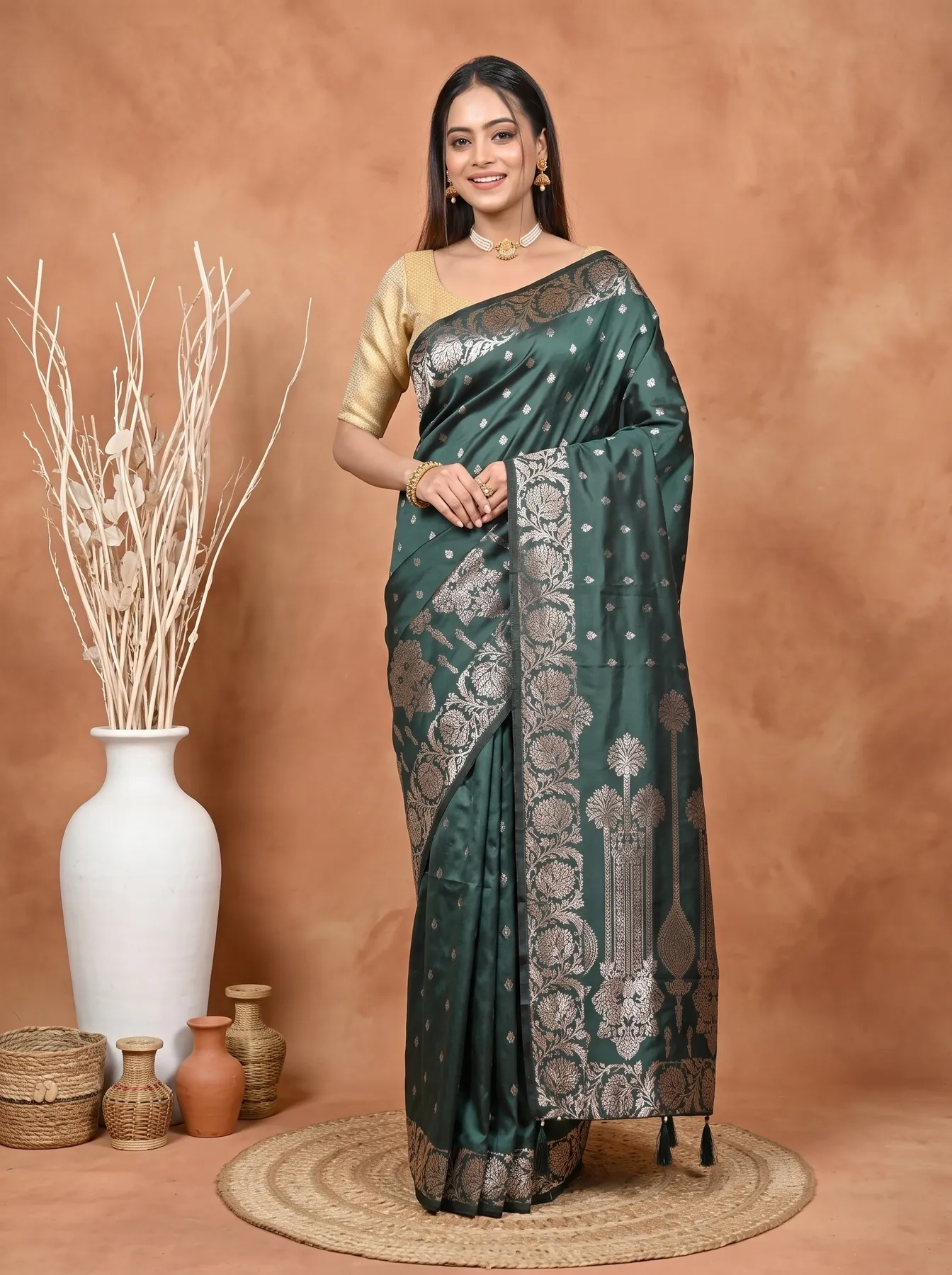 DipDiya Cotton Silk Dark Green Samina Heritage of Bengali Tanchui Sarees
