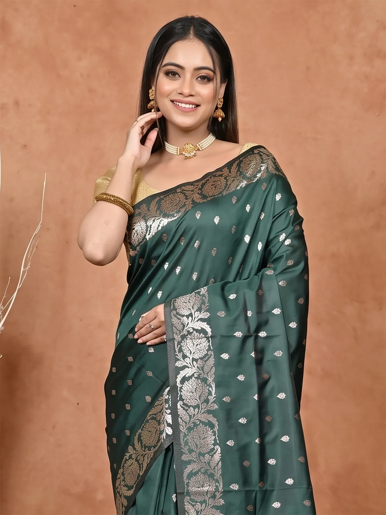 DipDiya Cotton Silk Dark Green Samina Heritage of Bengali Tanchui Sarees