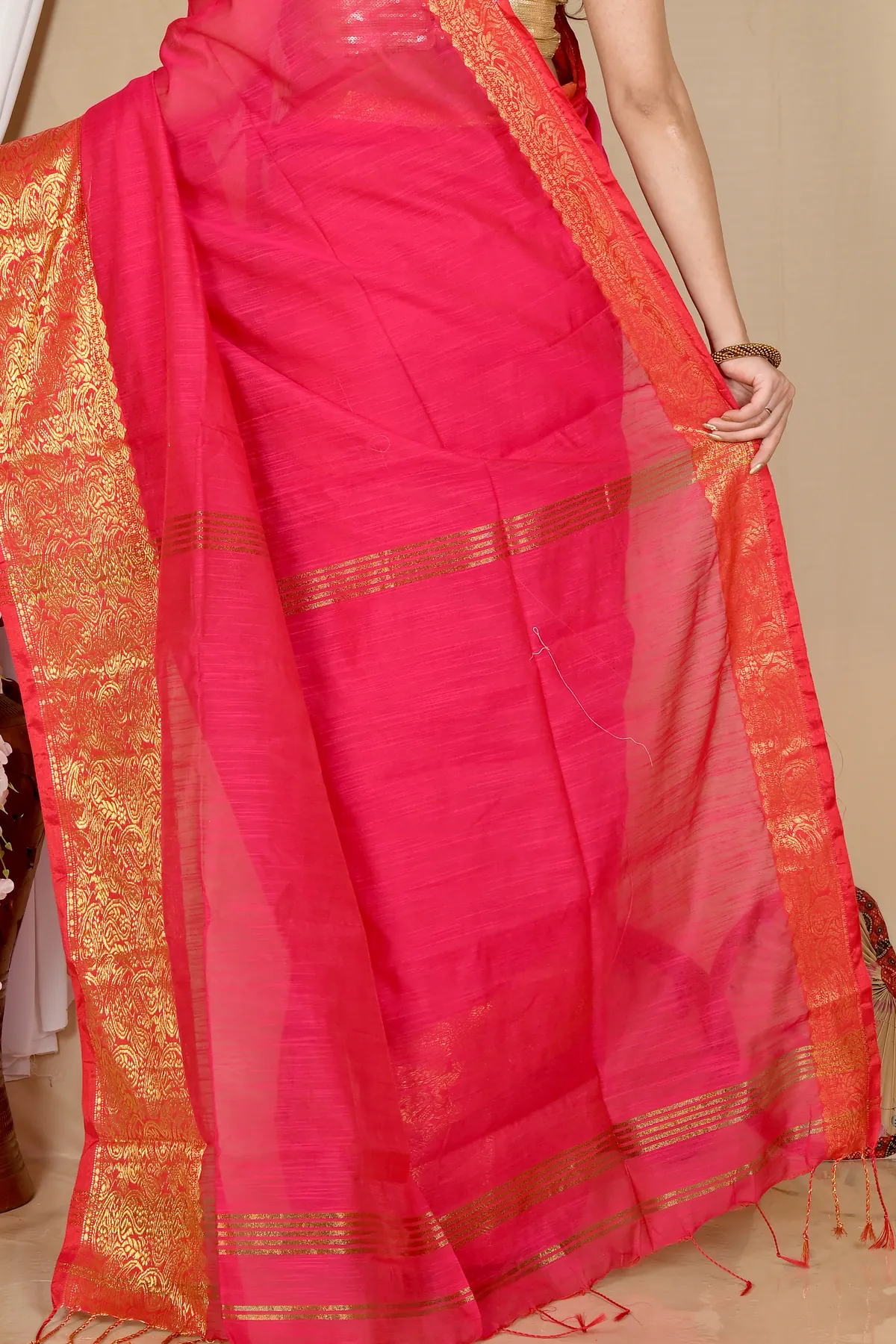 DipDiya Cotton Silk Dark Pink Asta Classic Grace Handloom Sarees