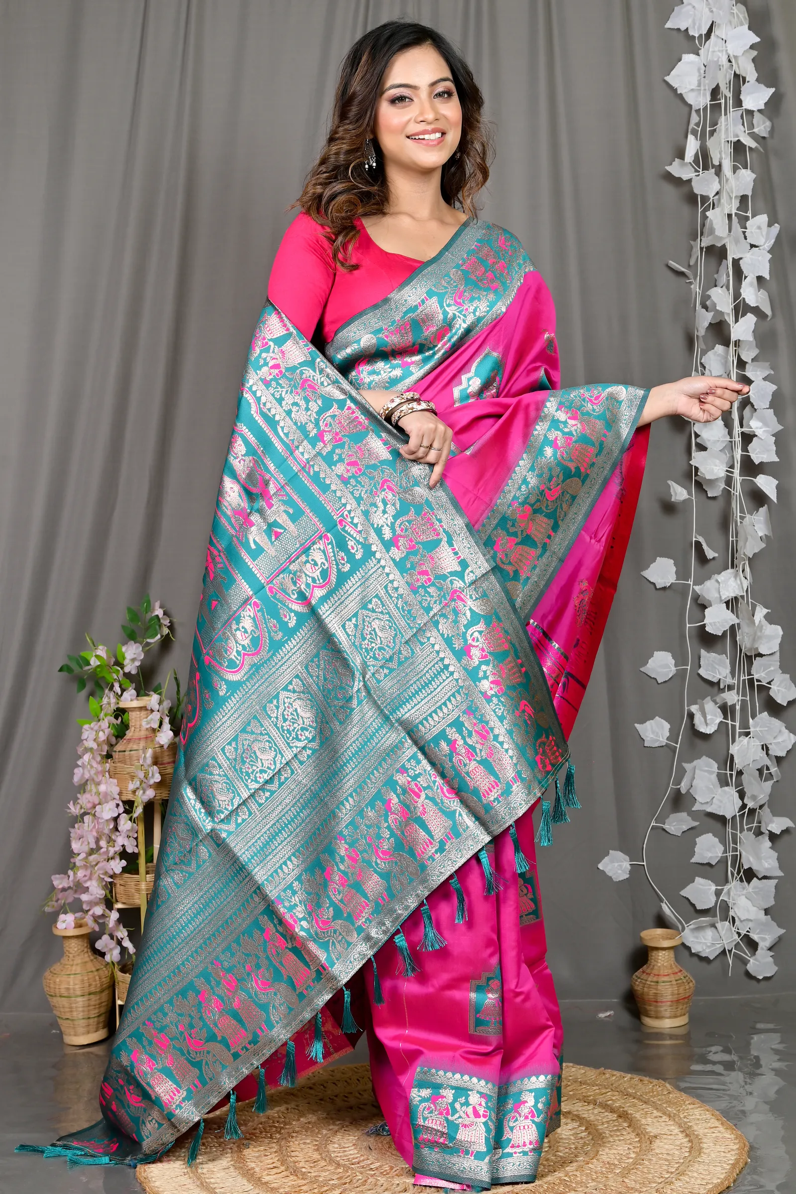 DipDiya Cotton Silk Dark Pink Green Parza Bengal’s Tradition Baluchari Sarees