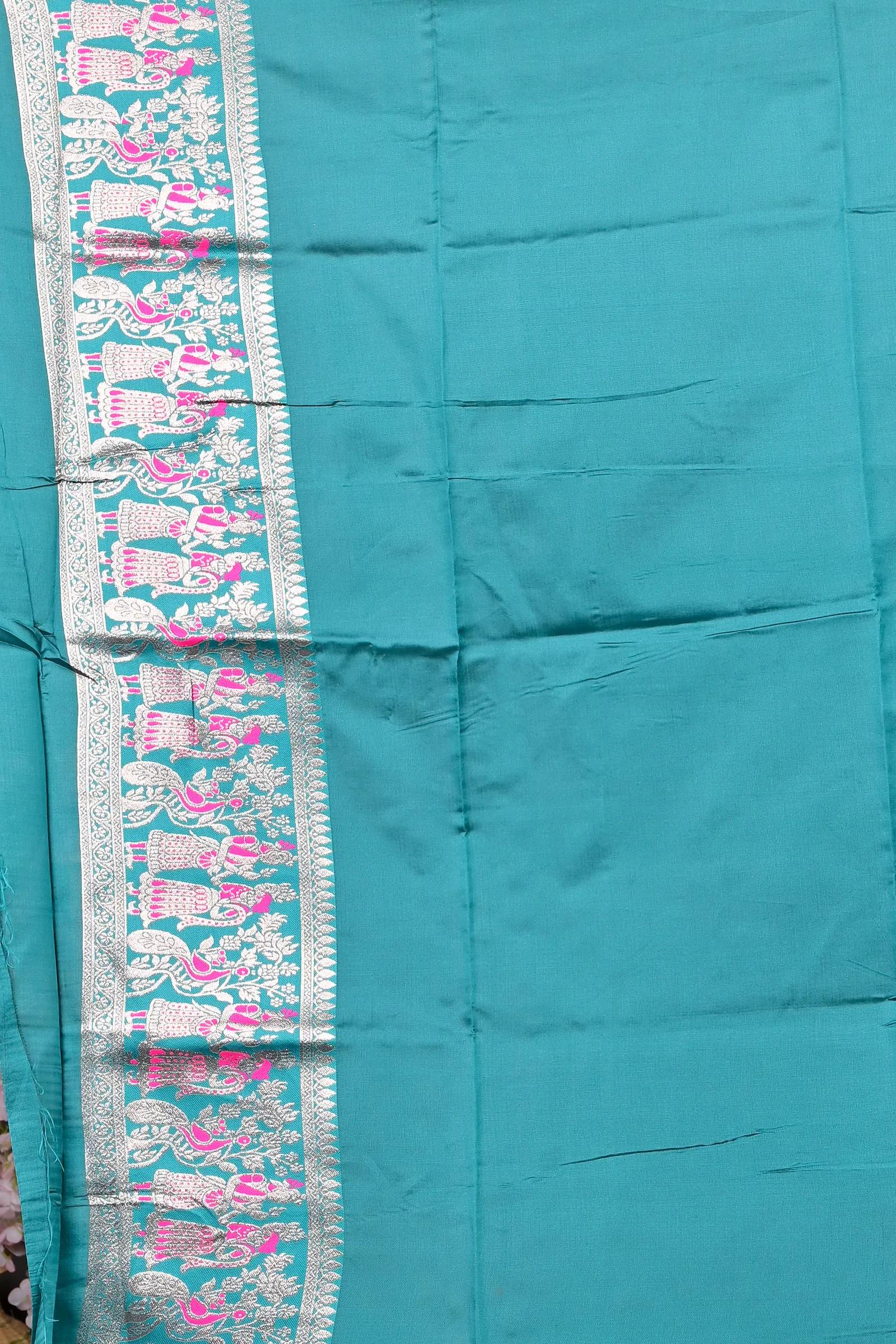 DipDiya Cotton Silk Dark Pink Green Parza Bengal’s Tradition Baluchari Sarees