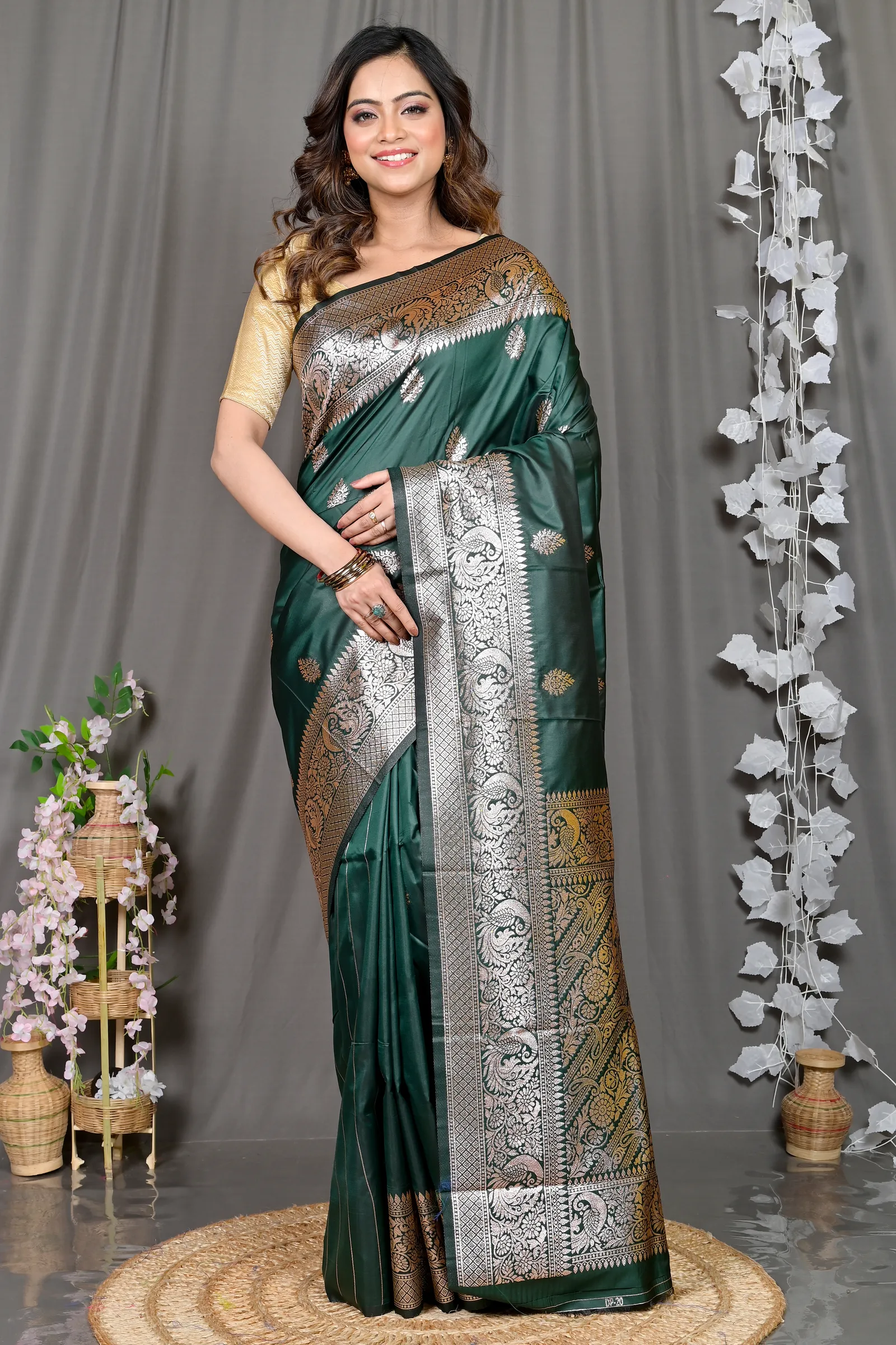 DipDiya Cotton Silk Green Paromal Threads of Tradition Kathan Sarees
