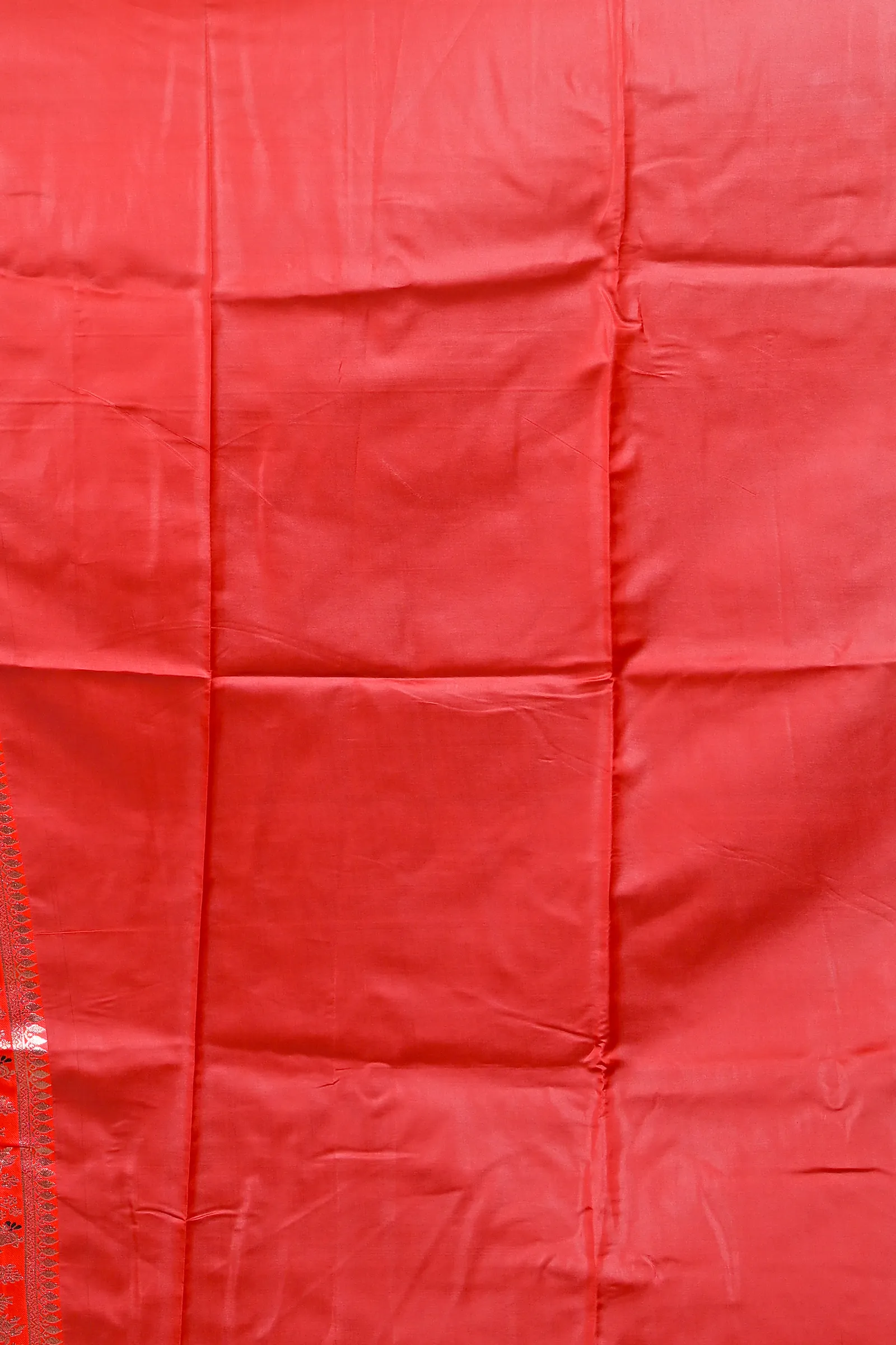 DipDiya Cotton Silk Green Red Parza Artisan Crafted Baluchari Sarees