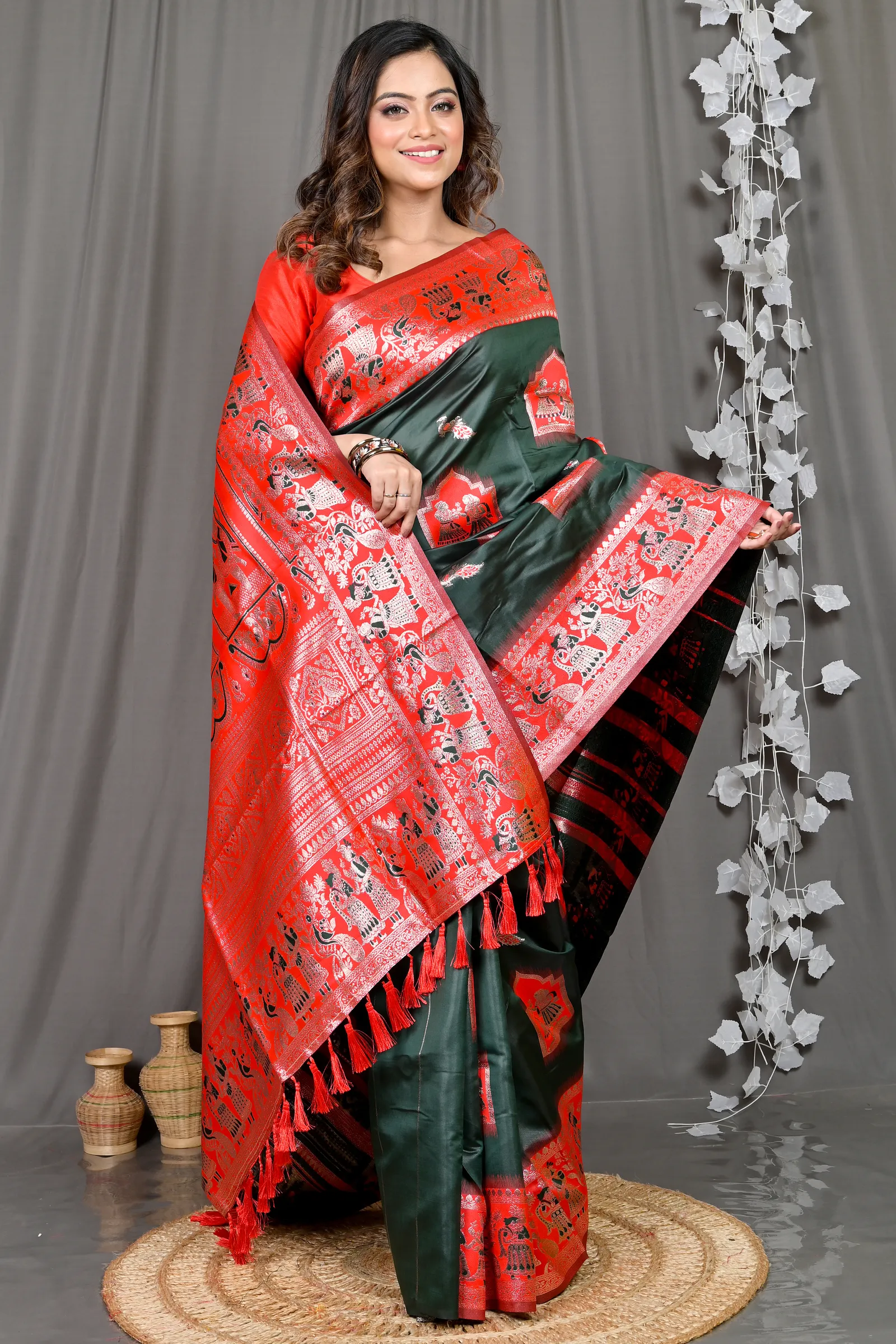 DipDiya Cotton Silk Green Red Parza Artisan Crafted Baluchari Sarees