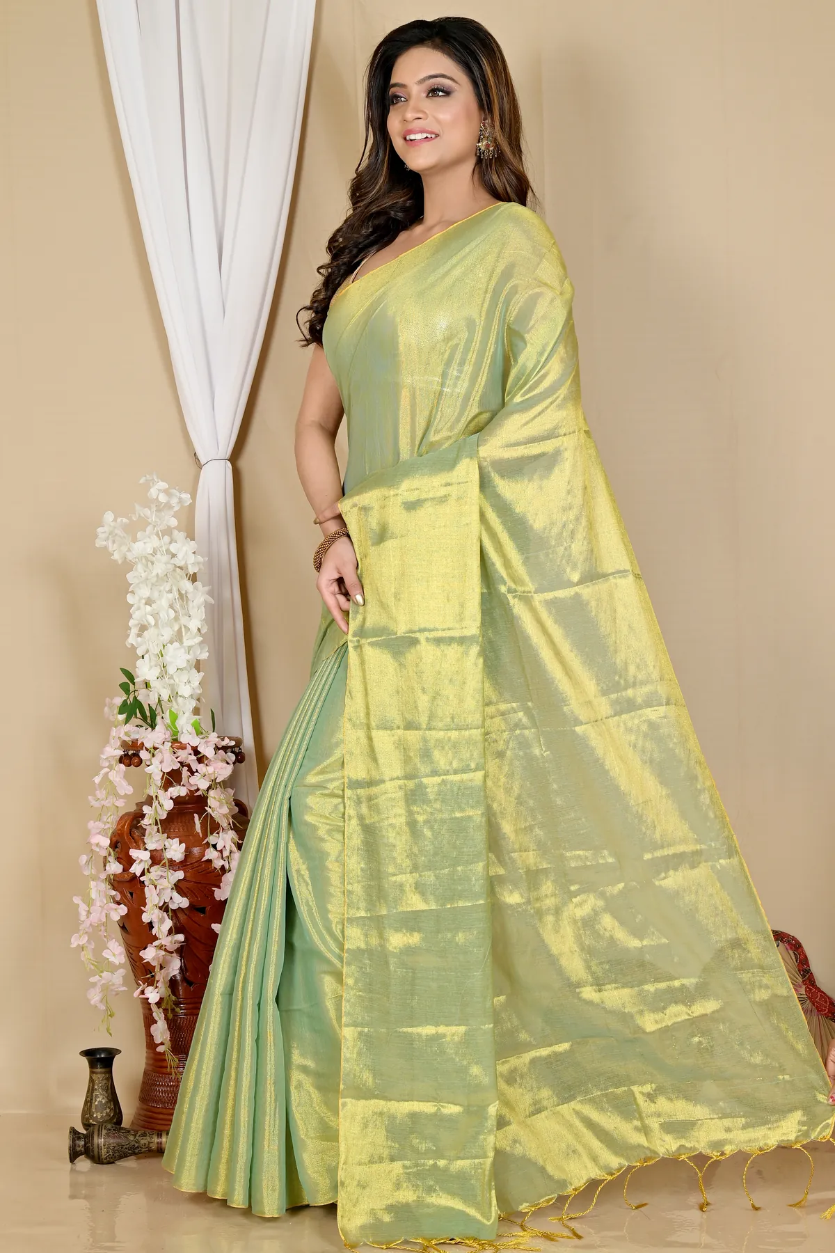 DipDiya Cotton Silk Green Tisuka Than Grace of Bengal Handloom Sarees