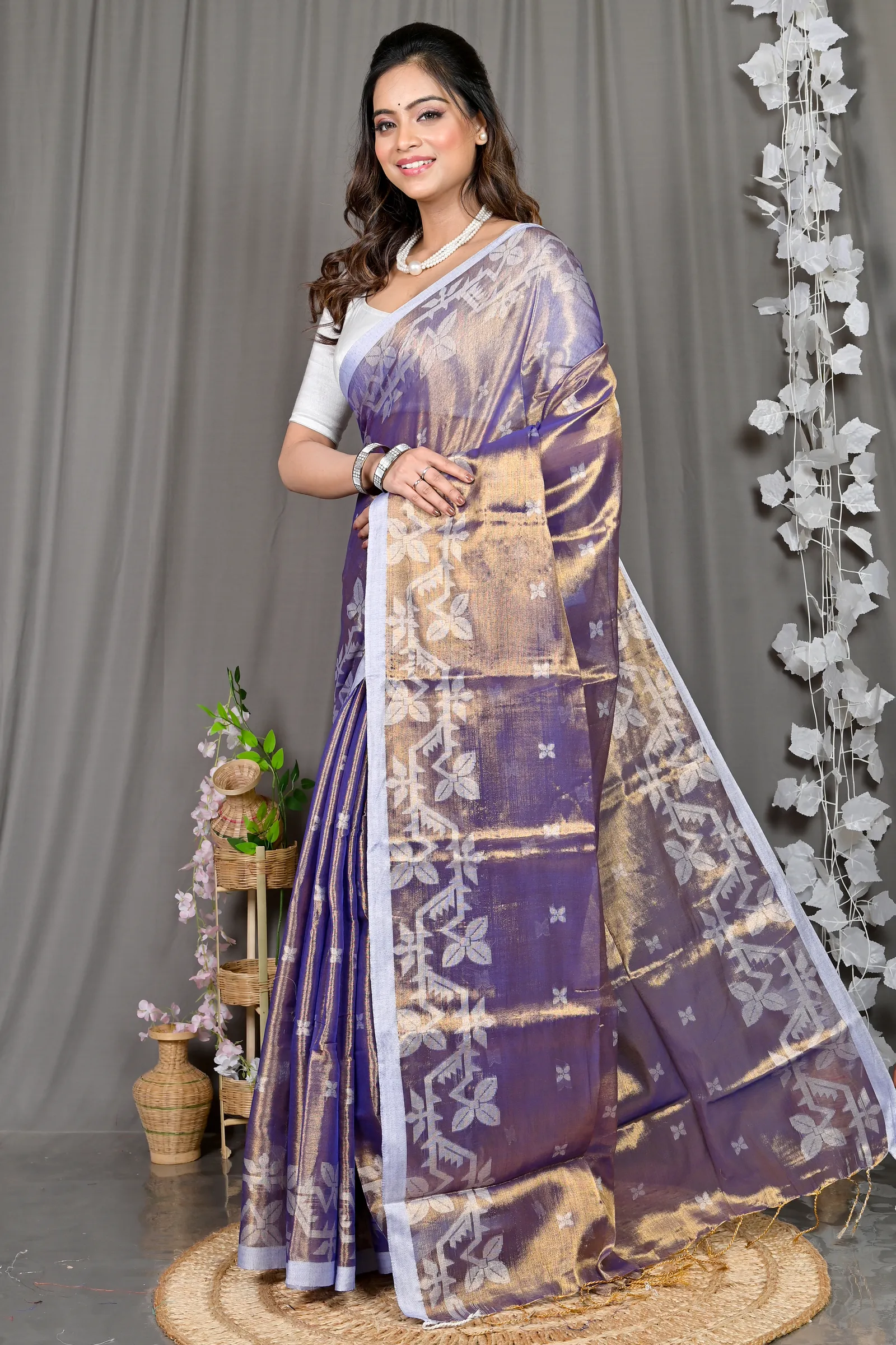 DipDiya Cotton Silk Lavender Parashar Tradition in Every Thread Tissue Jamdani Sarees