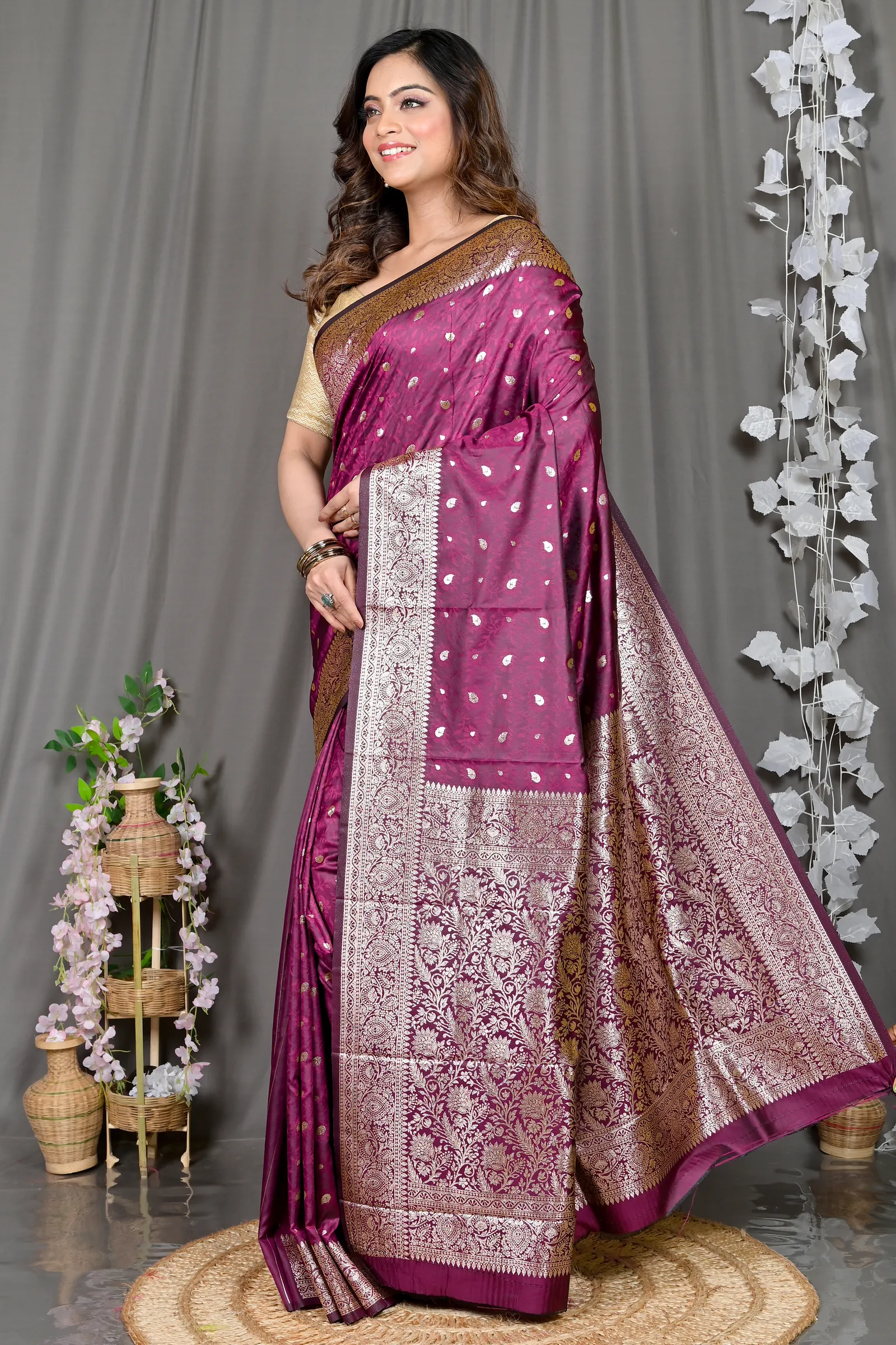 DipDiya Cotton Silk Maroon Parova Bengal’s Tradition Tanchui Sarees