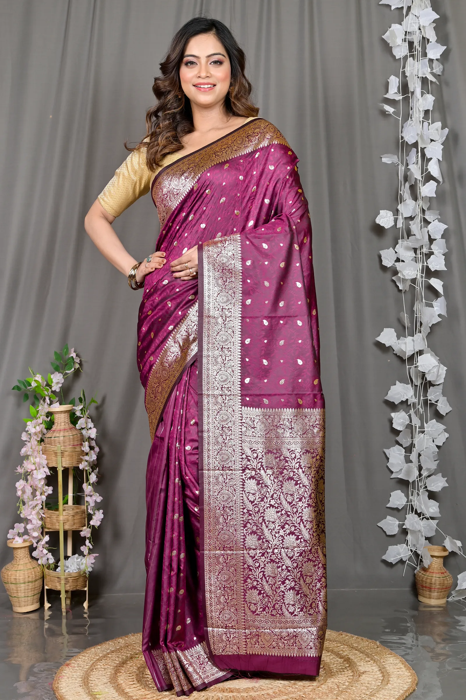 DipDiya Cotton Silk Maroon Parova Bengal’s Tradition Tanchui Sarees