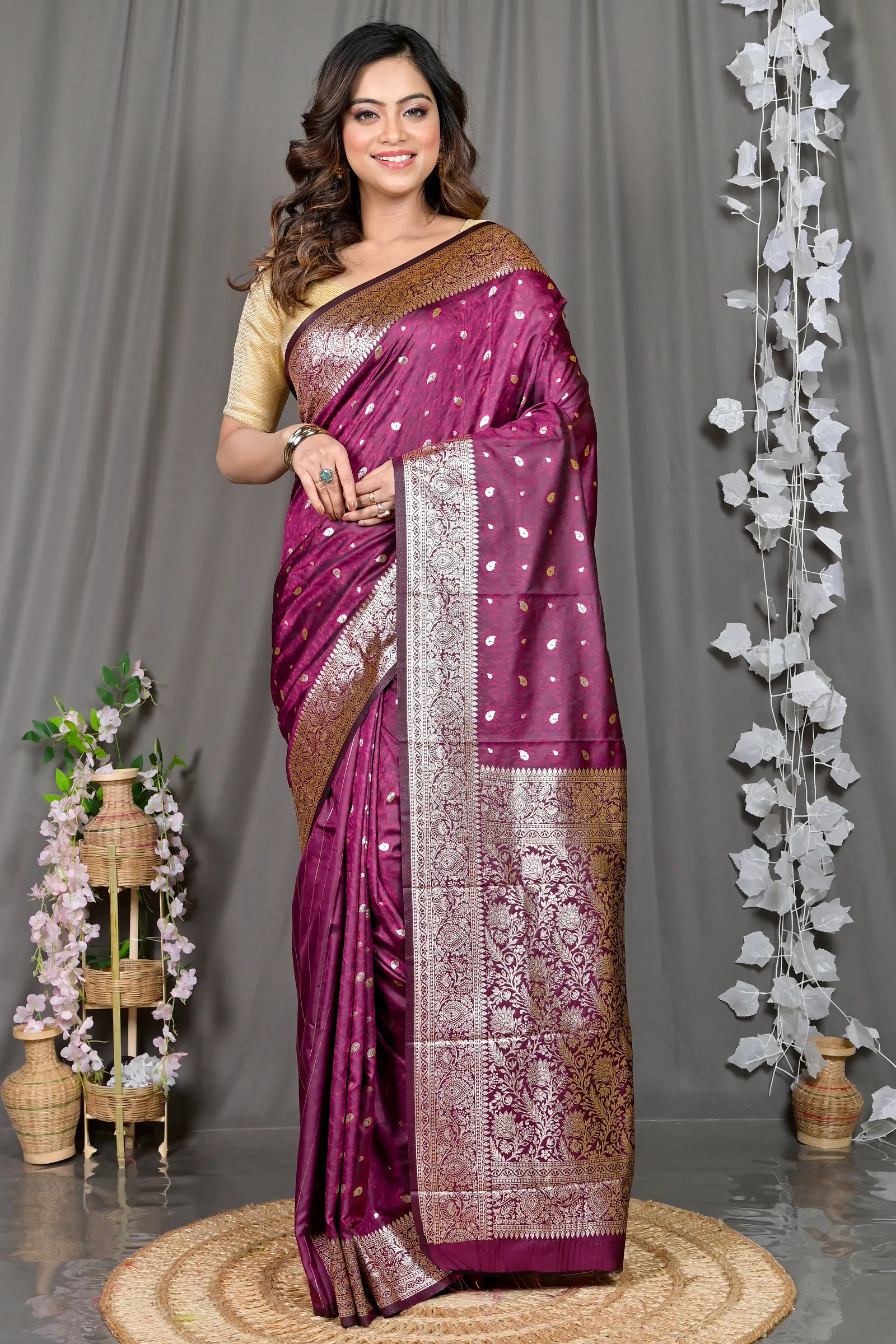 DipDiya Cotton Silk Maroon Parova Bengal’s Tradition Tanchui Sarees