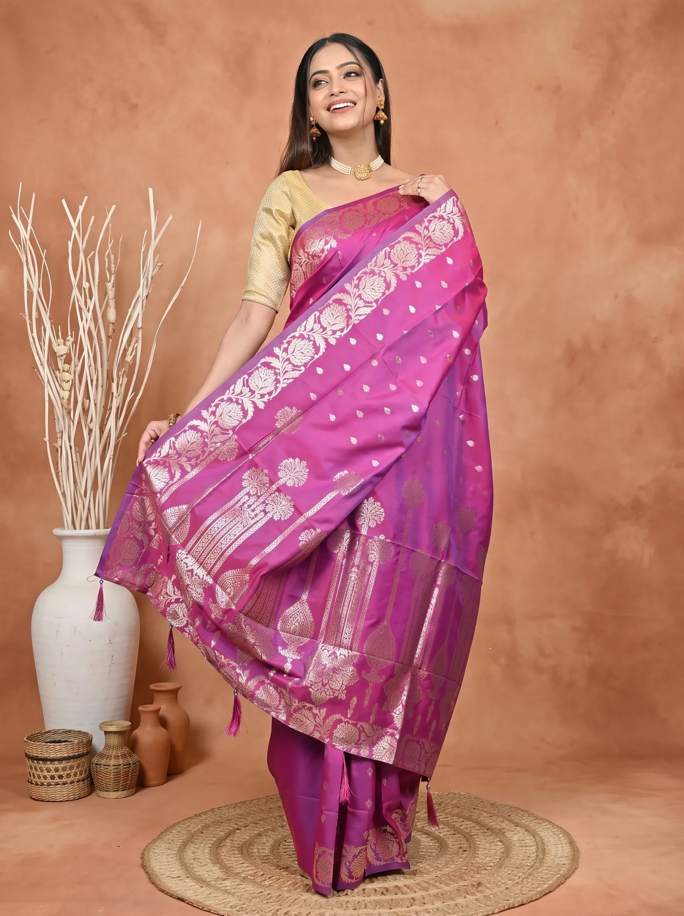DipDiya Cotton Silk Megenta Pink Samina Heritage of Bengali Tanchui Sarees