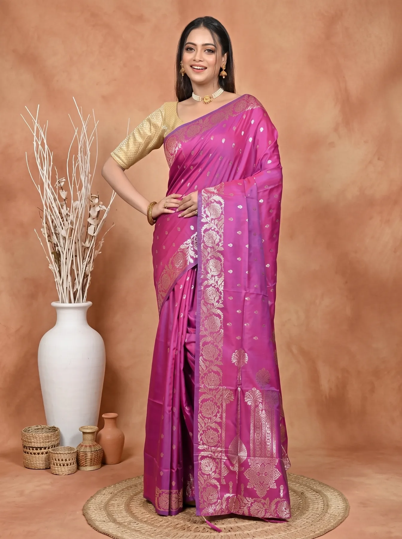 DipDiya Cotton Silk Megenta Pink Samina Heritage of Bengali Tanchui Sarees