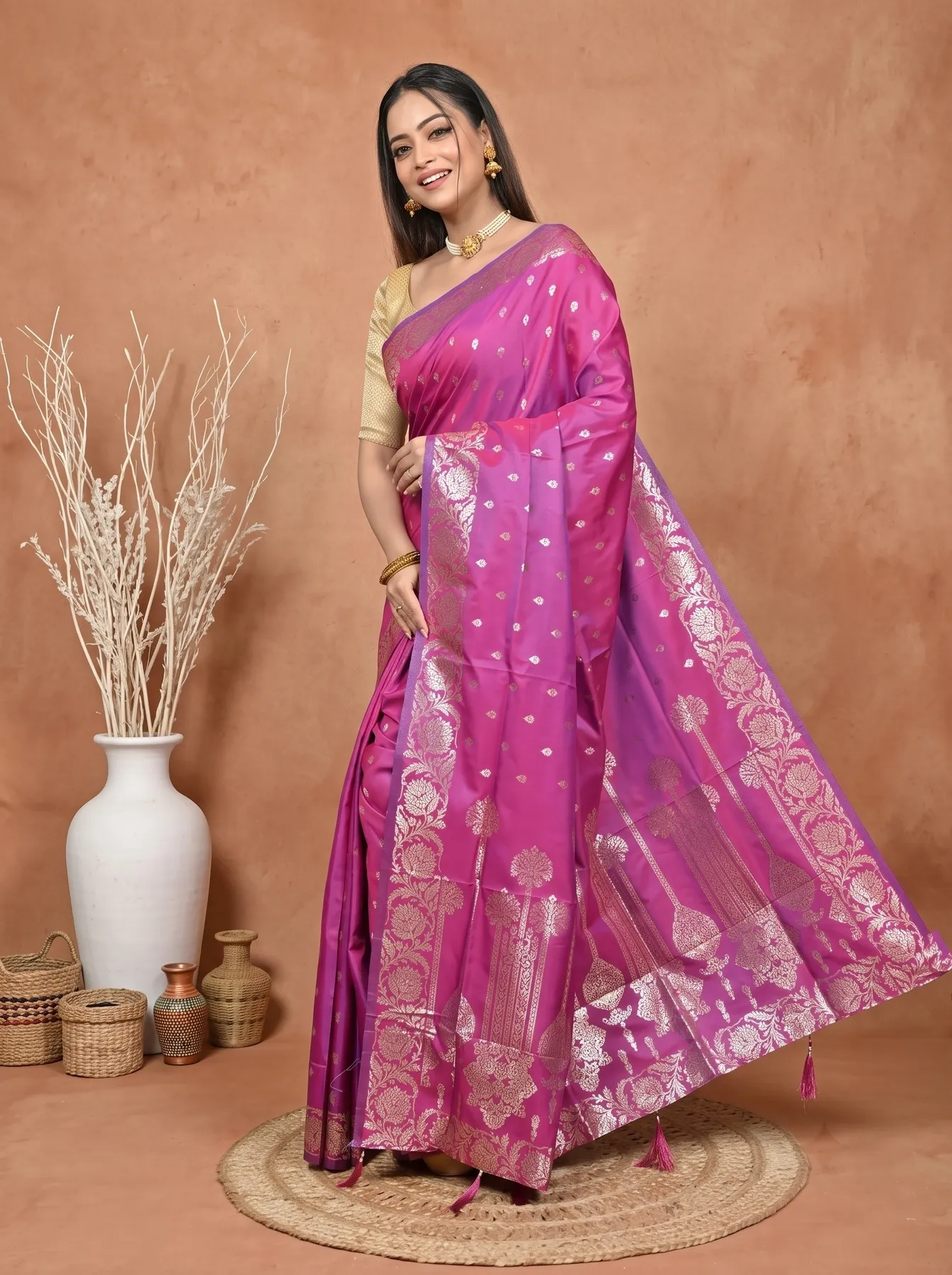DipDiya Cotton Silk Megenta Pink Samina Heritage of Bengali Tanchui Sarees