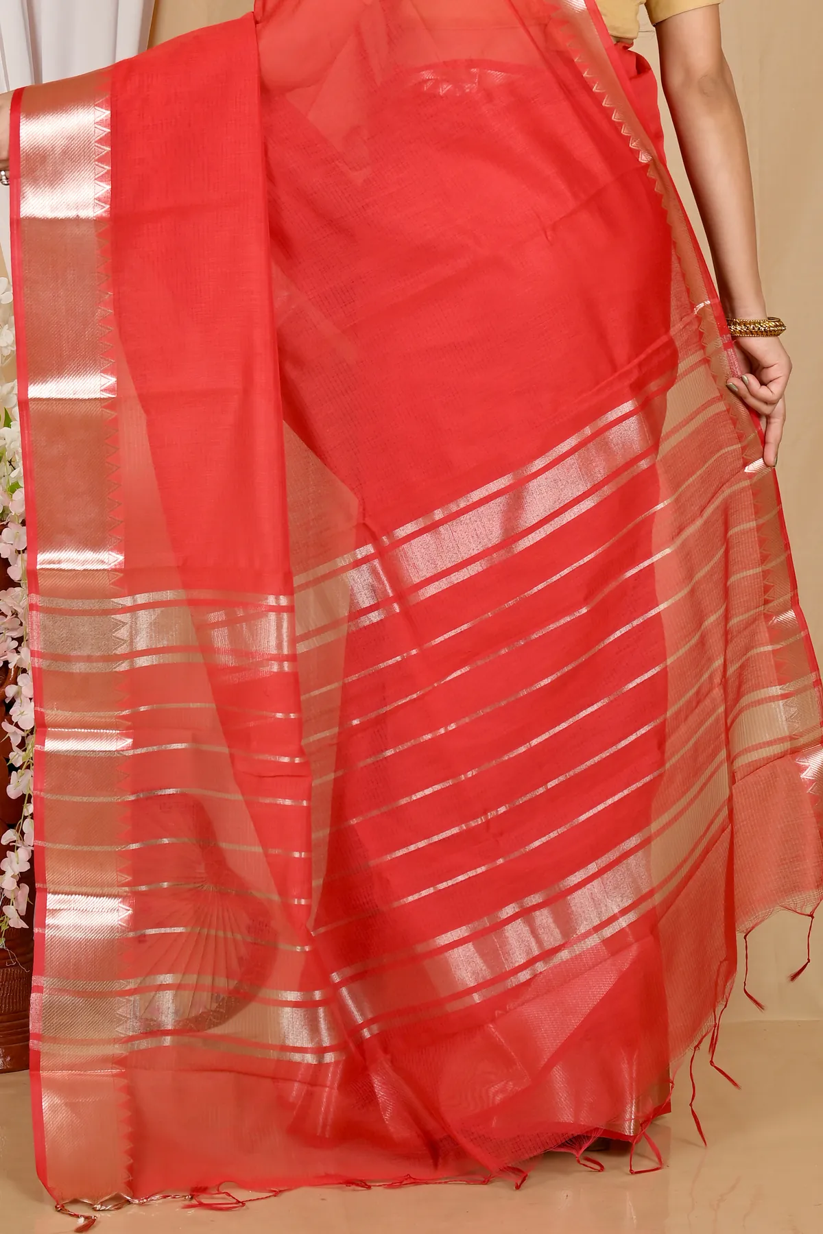 DipDiya Cotton Silk Red Sikra Pure Bengali Grace Handloom Sarees