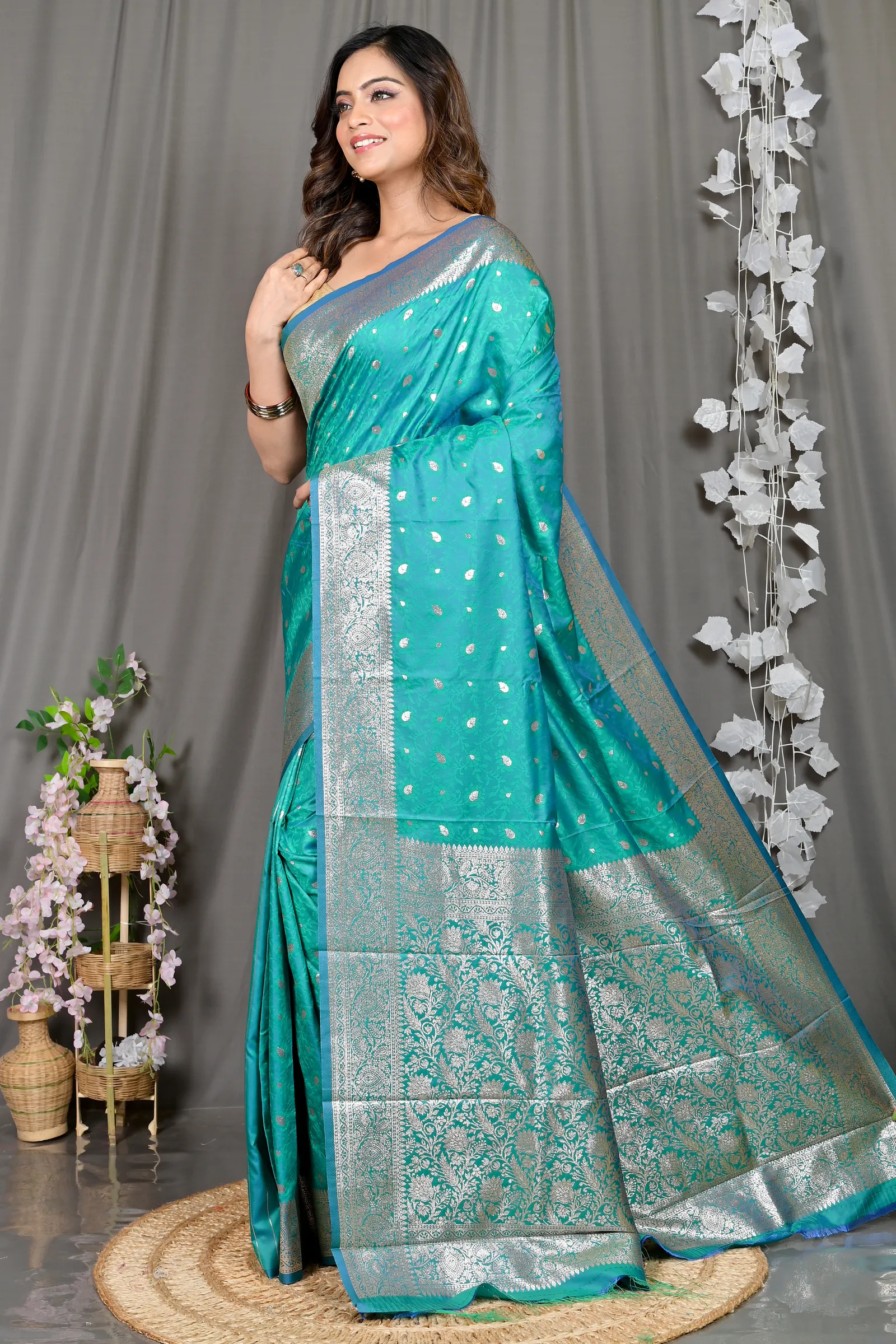 DipDiya Cotton Silk See Green Parova Classic Grace Tanchui Sarees