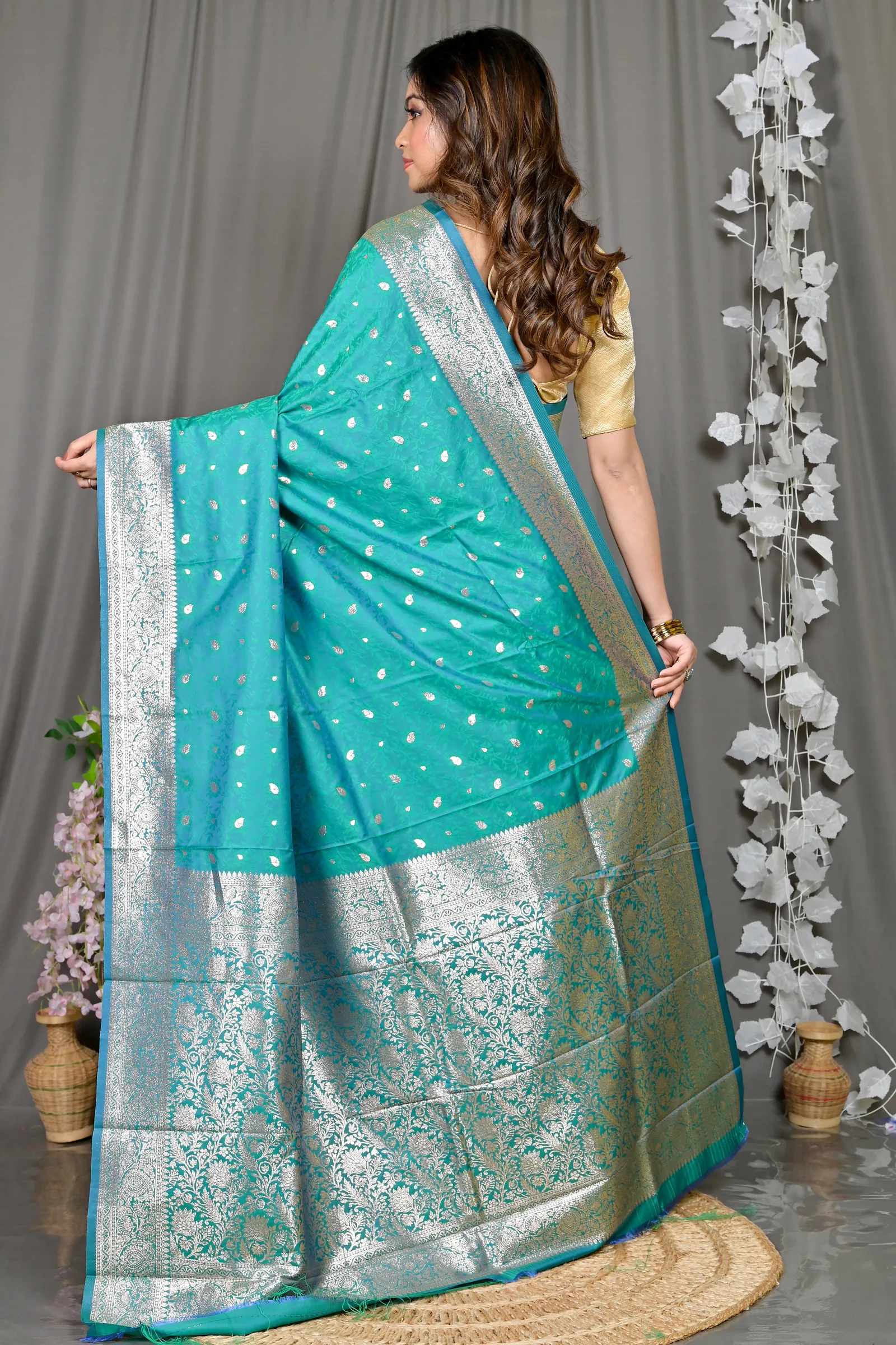DipDiya Cotton Silk See Green Parova Classic Grace Tanchui Sarees