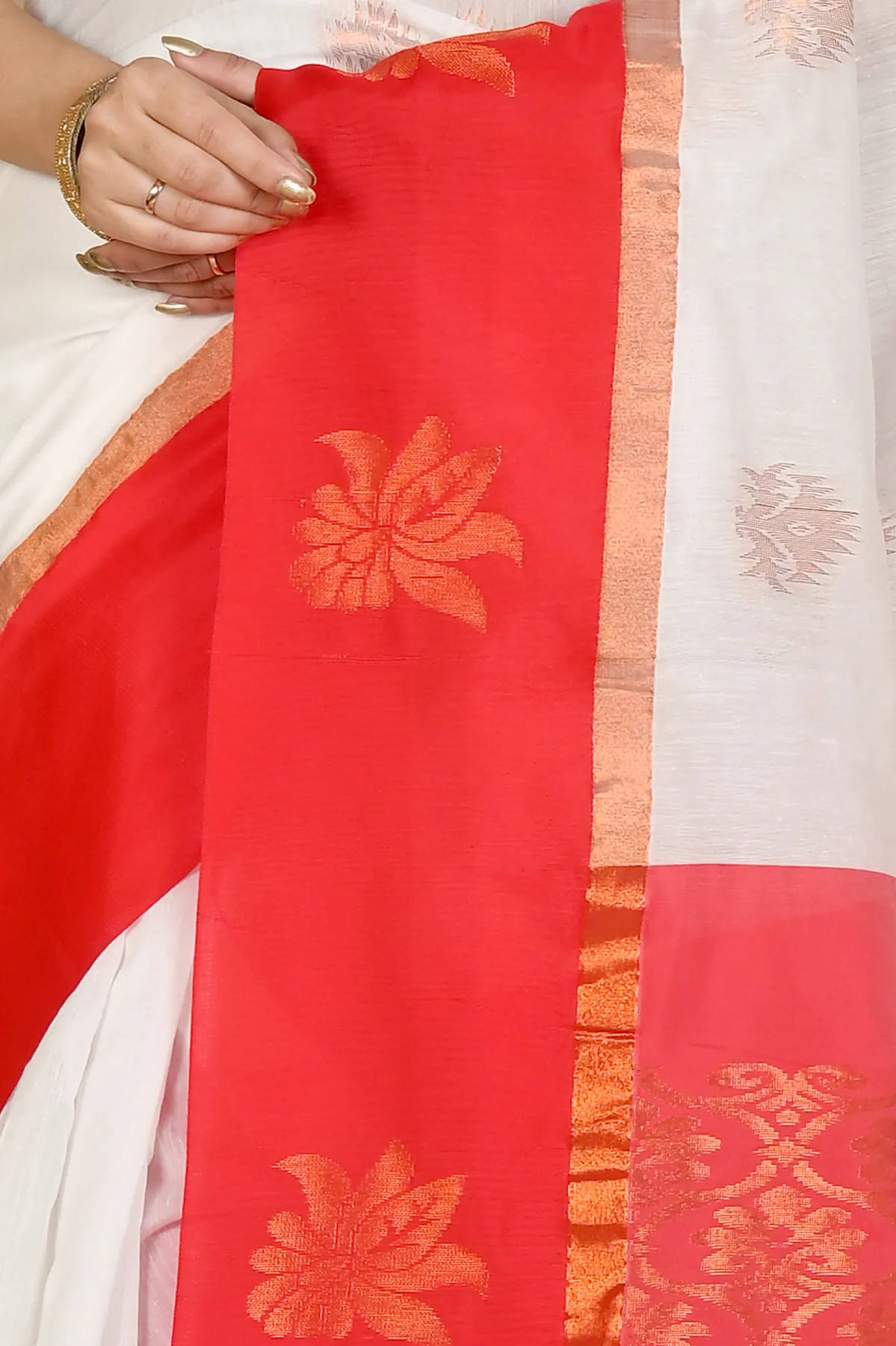 DipDiya Cotton Silk White Red Kakin Essence of Bengal Handloom Sarees