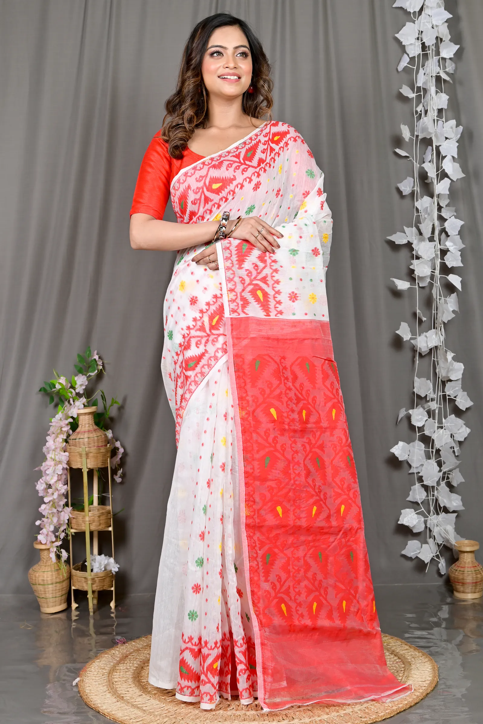 DipDiya Cotton Silk White Red Parmix Crafted with Soul Handloom Sarees