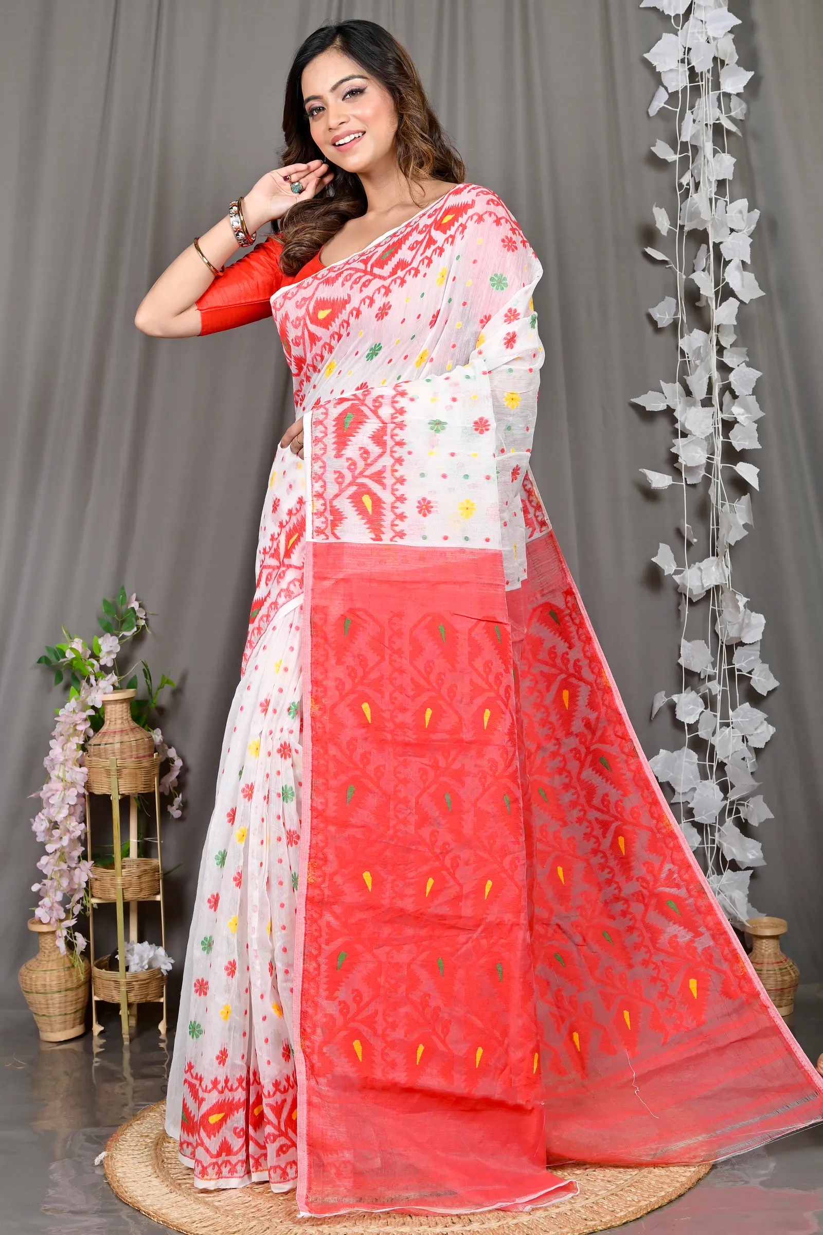 DipDiya Cotton Silk White Red Parmix Crafted with Soul Handloom Sarees