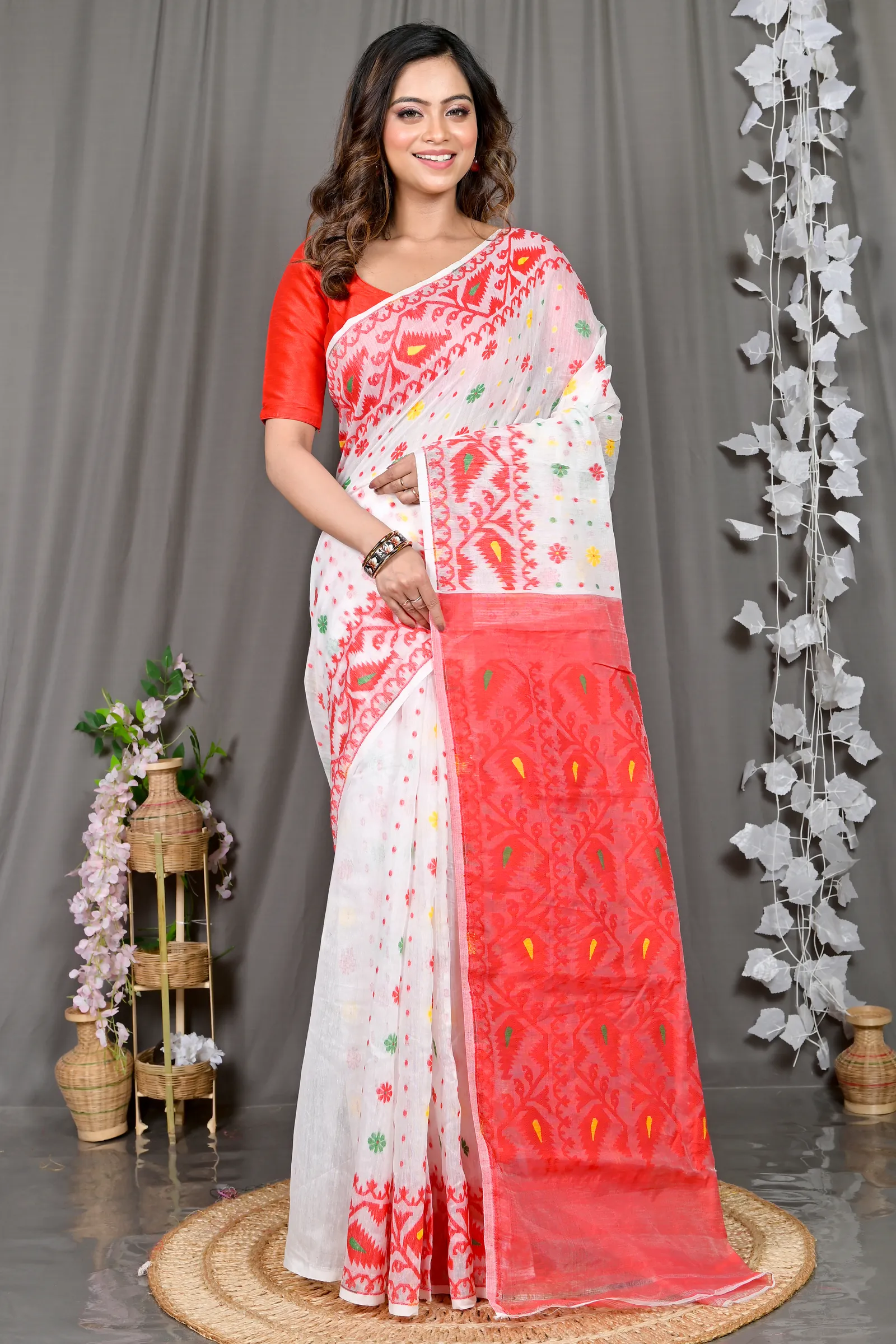 DipDiya Cotton Silk White Red Parmix Crafted with Soul Handloom Sarees