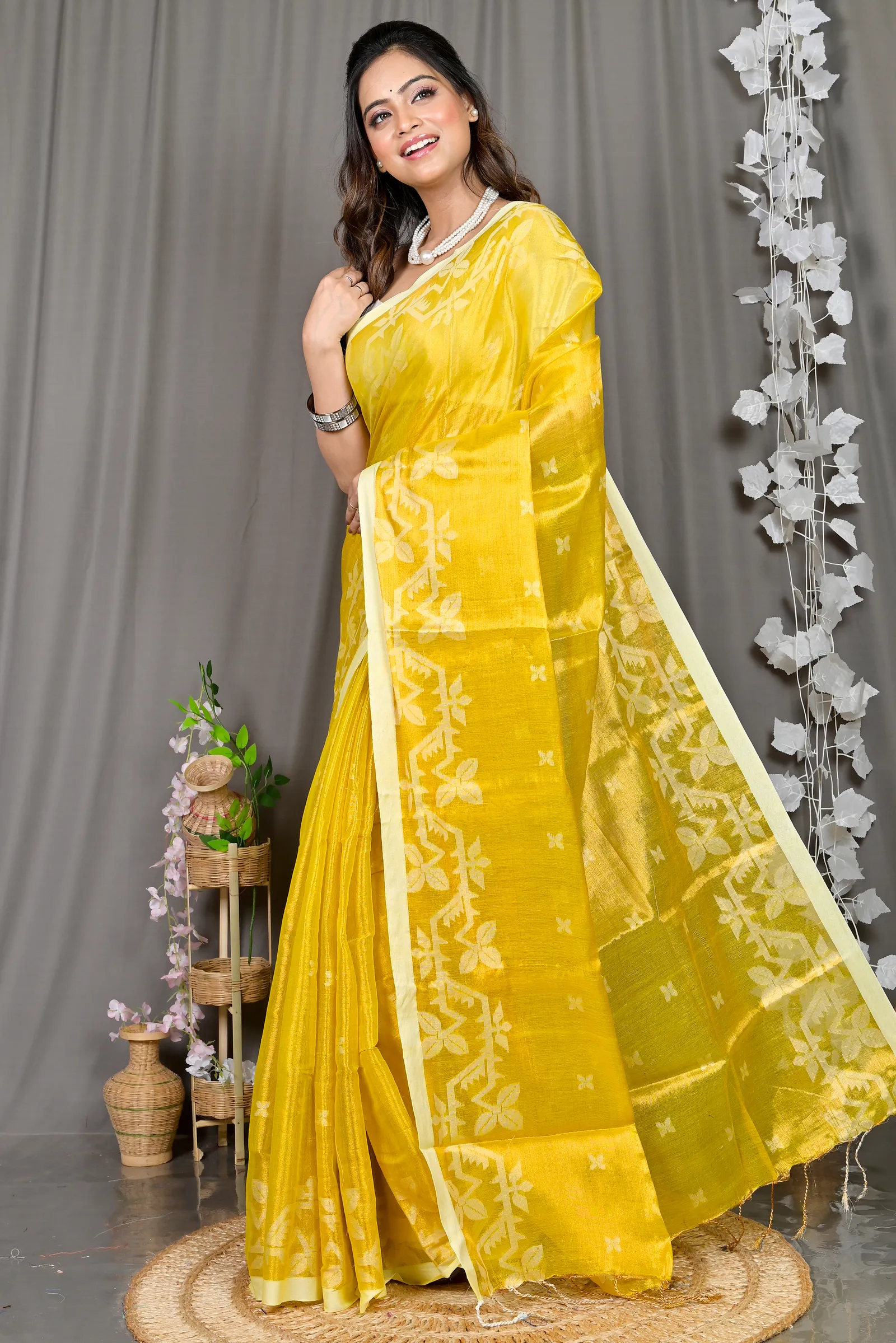 DipDiya Cotton Silk Yellow Parashar Traditional Elegance Tissue Jamdani Sarees