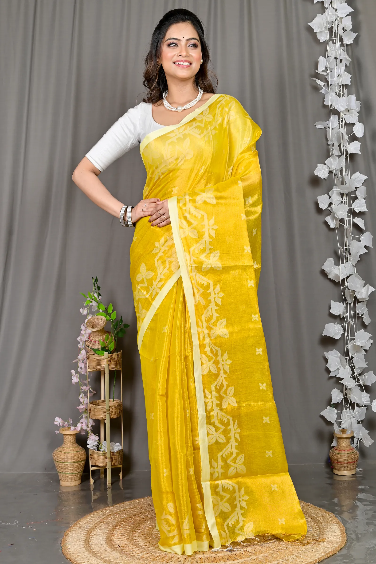 DipDiya Cotton Silk Yellow Parashar Traditional Elegance Tissue Jamdani Sarees