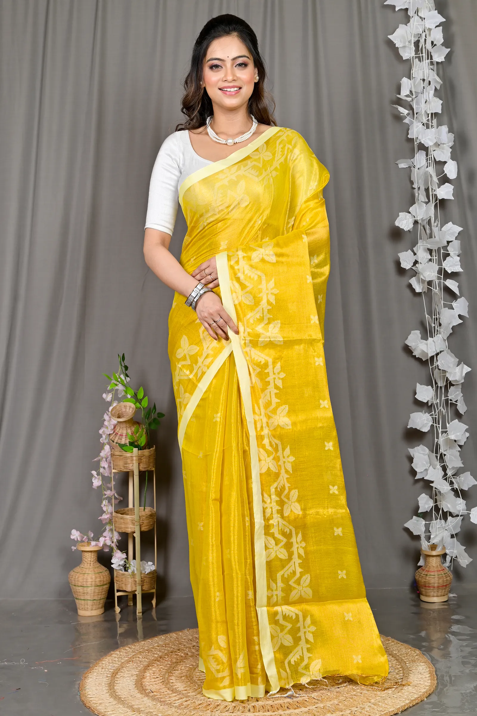 DipDiya Cotton Silk Yellow Parashar Traditional Elegance Tissue Jamdani Sarees