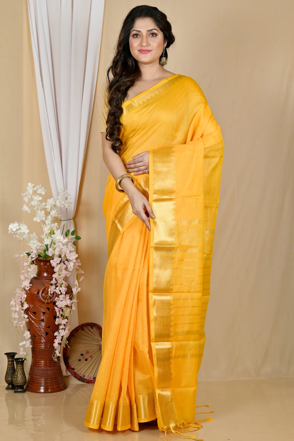 DipDiya Cotton Silk Yellow Sikra Masterfully Woven Handloom Sarees