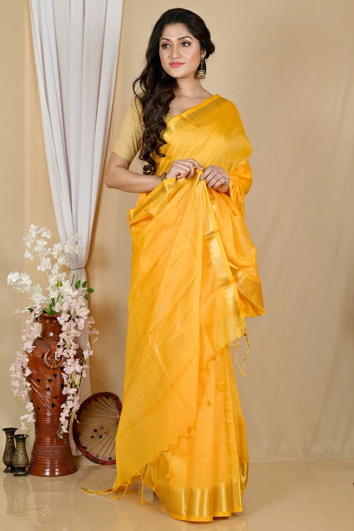 DipDiya Cotton Silk Yellow Sikra Masterfully Woven Handloom Sarees