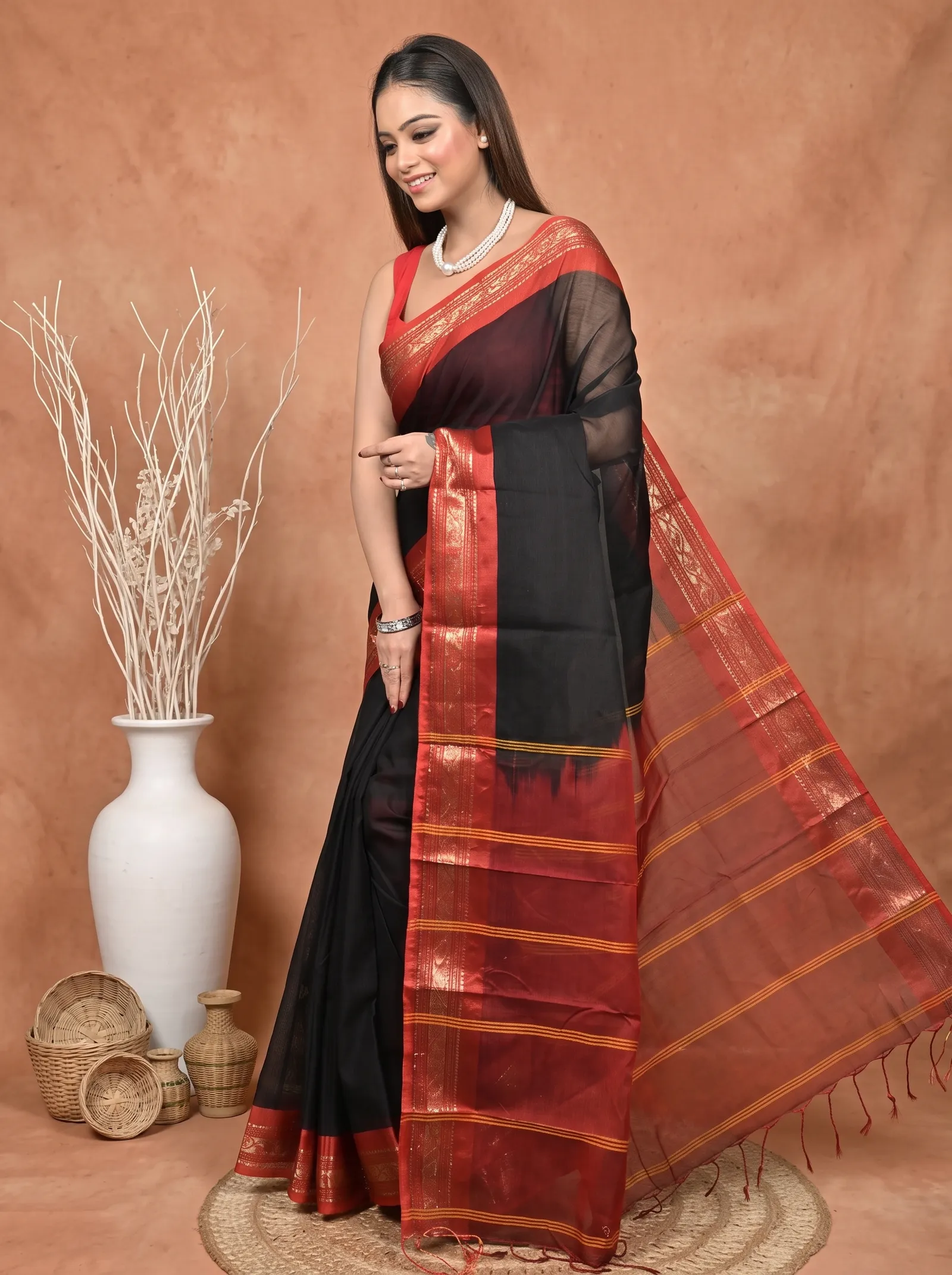 DipDiya Cotton  Traditional Bengali Black Red Artisan Crafted Parlik Gadwal Saree