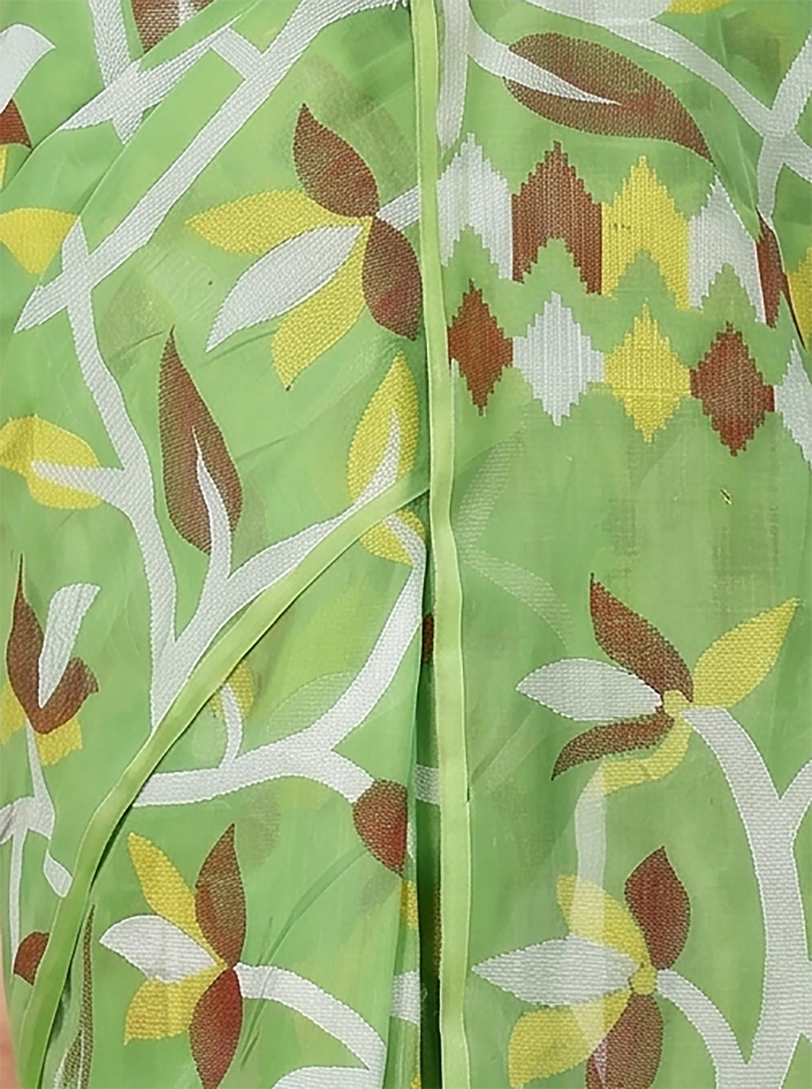 DipDiya Cotton  Traditional Bengali Green Artisan Crafted Naren Handloom Saree