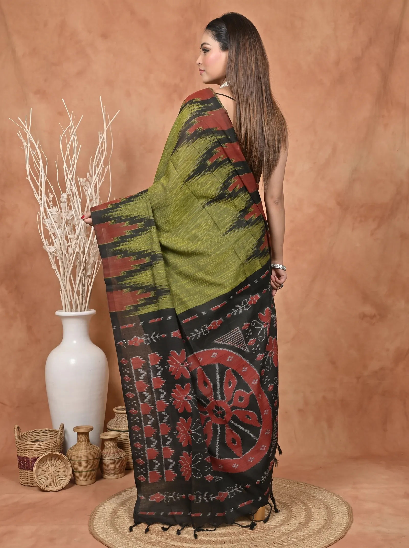 DipDiya Cotton  Traditional Bengali Green Black Artisan Crafted Soupur Kotki Saree