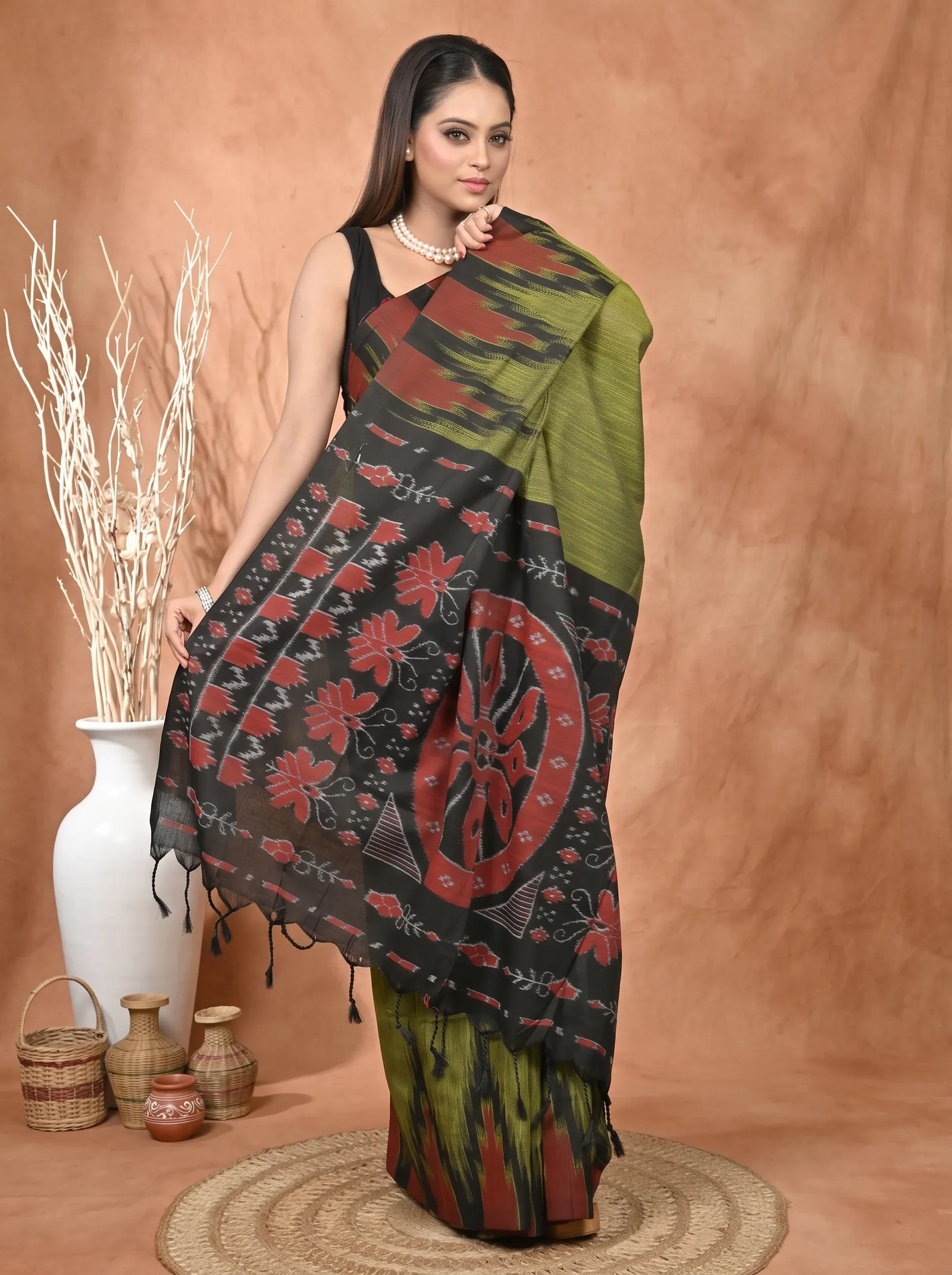 DipDiya Cotton  Traditional Bengali Green Black Artisan Crafted Soupur Kotki Saree