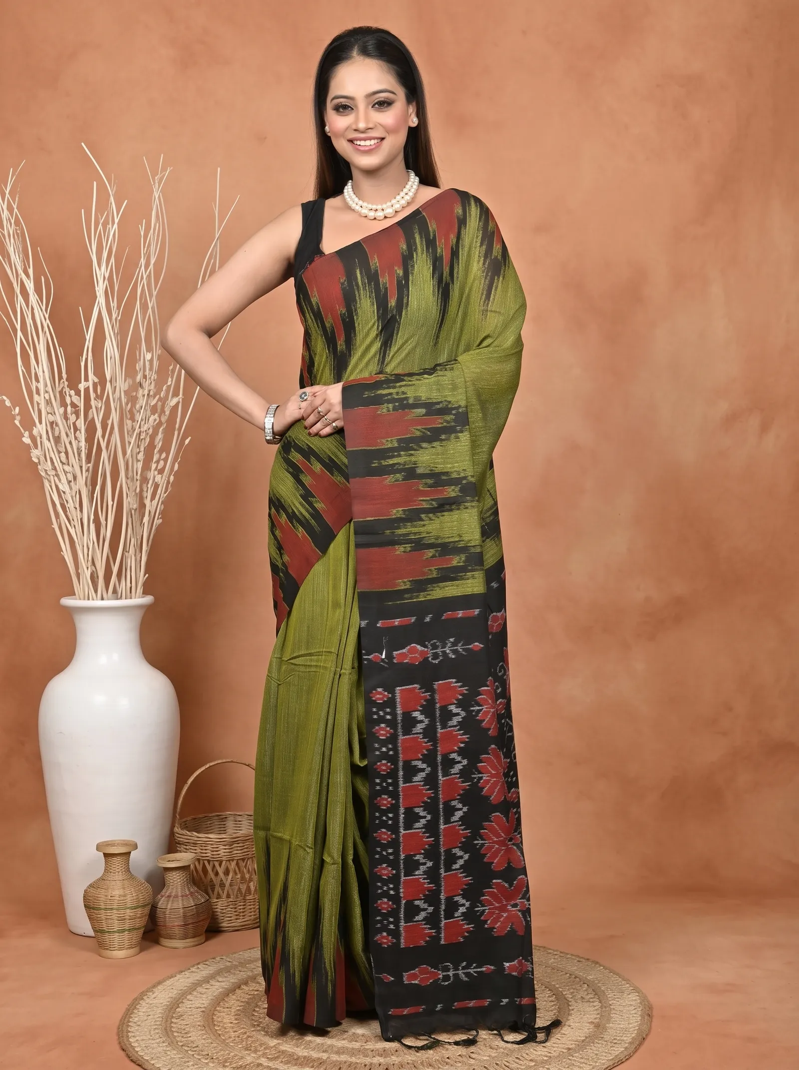 DipDiya Cotton  Traditional Bengali Green Black Artisan Crafted Soupur Kotki Saree