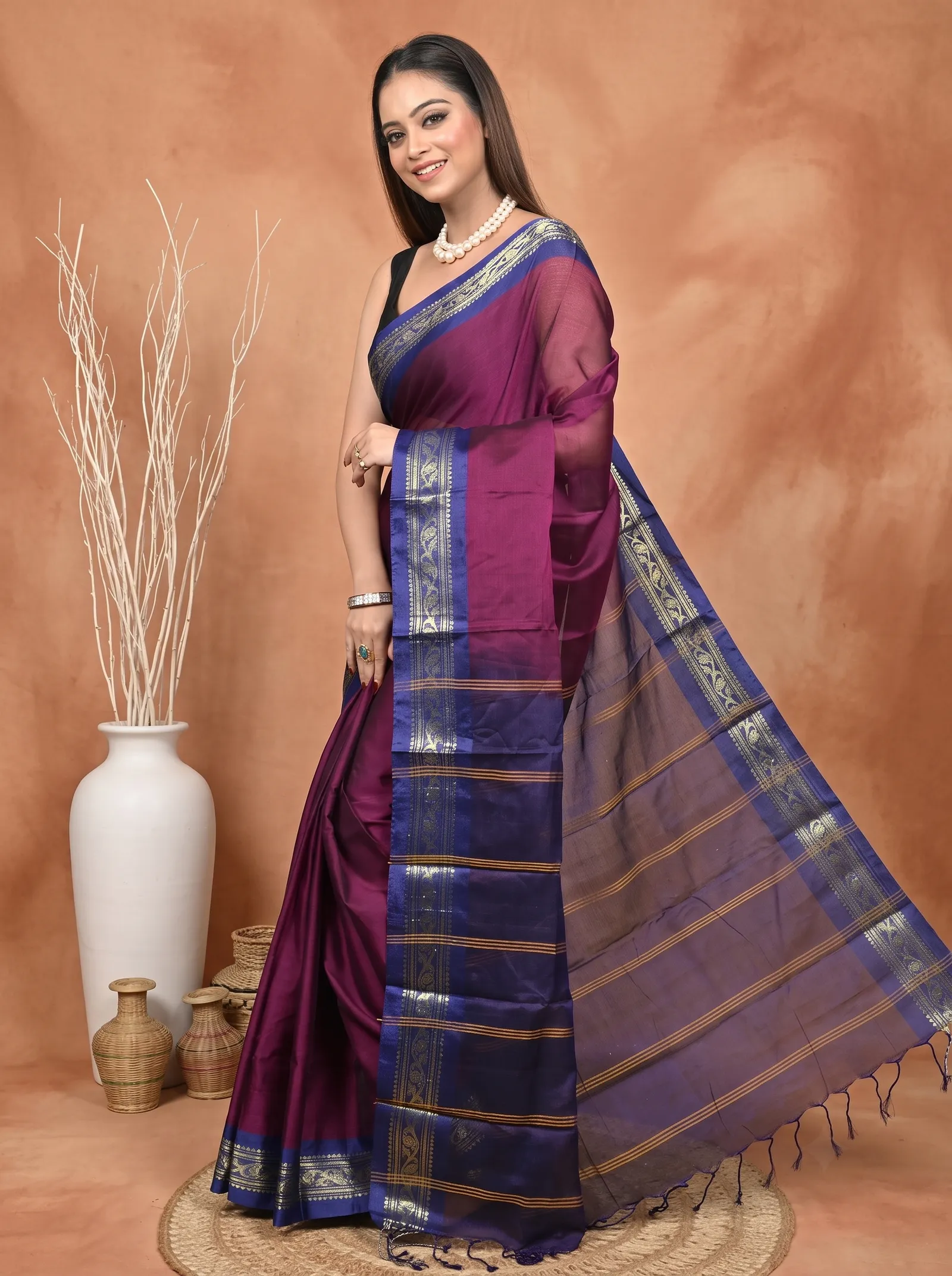 DipDiya Cotton  Traditional Bengali Magenta Artisan Crafted Parlik Gadwal Saree