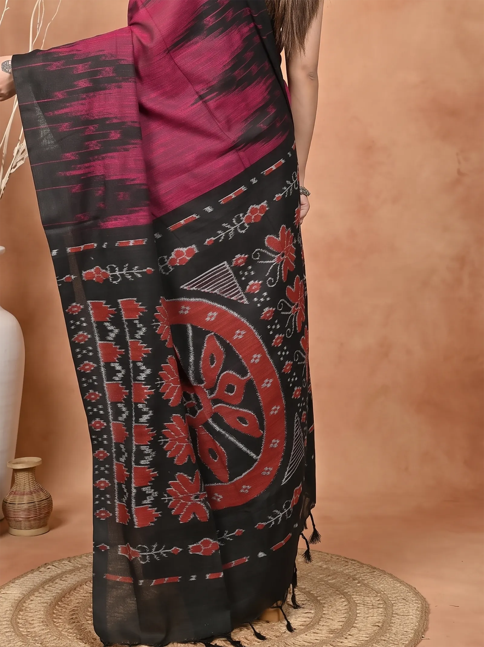 DipDiya Cotton  Traditional Bengali Maroon Black Artisan Crafted Soupur Kotki Saree