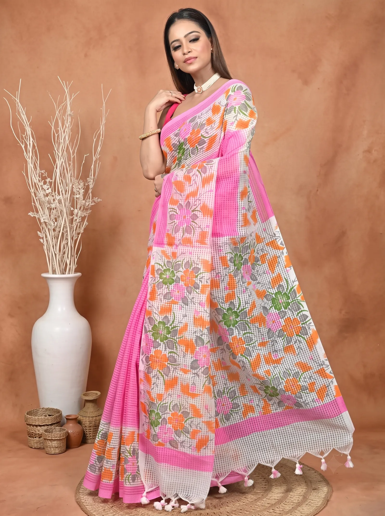DipDiya Cotton  Traditional Bengali Pink White Artisan Crafted Soupon Kota Fabric Saree