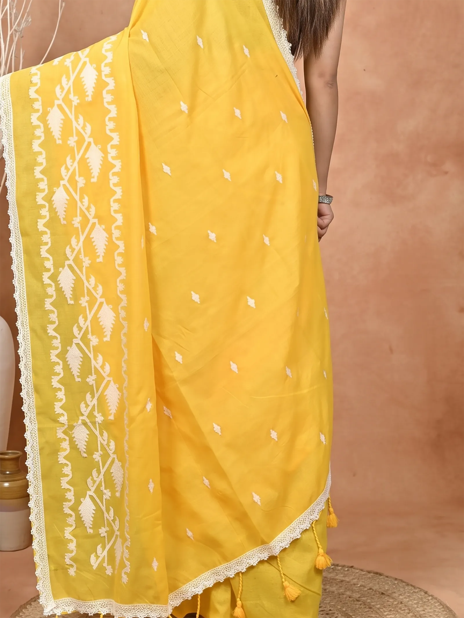 DipDiya Cotton  Traditional Bengali Yellow Artisan Crafted Parepu Handloom Saree