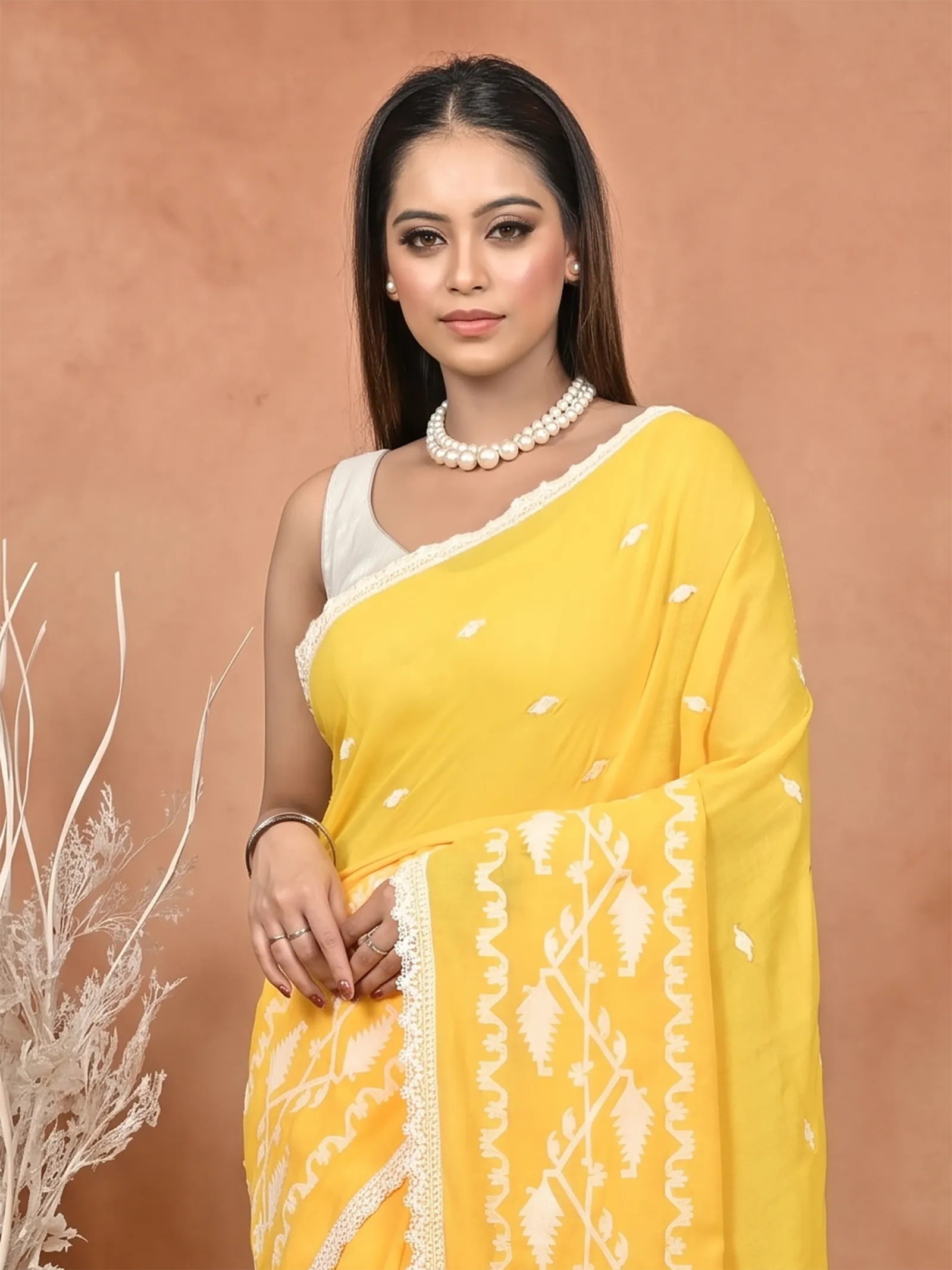 DipDiya Cotton  Traditional Bengali Yellow Artisan Crafted Parepu Handloom Saree