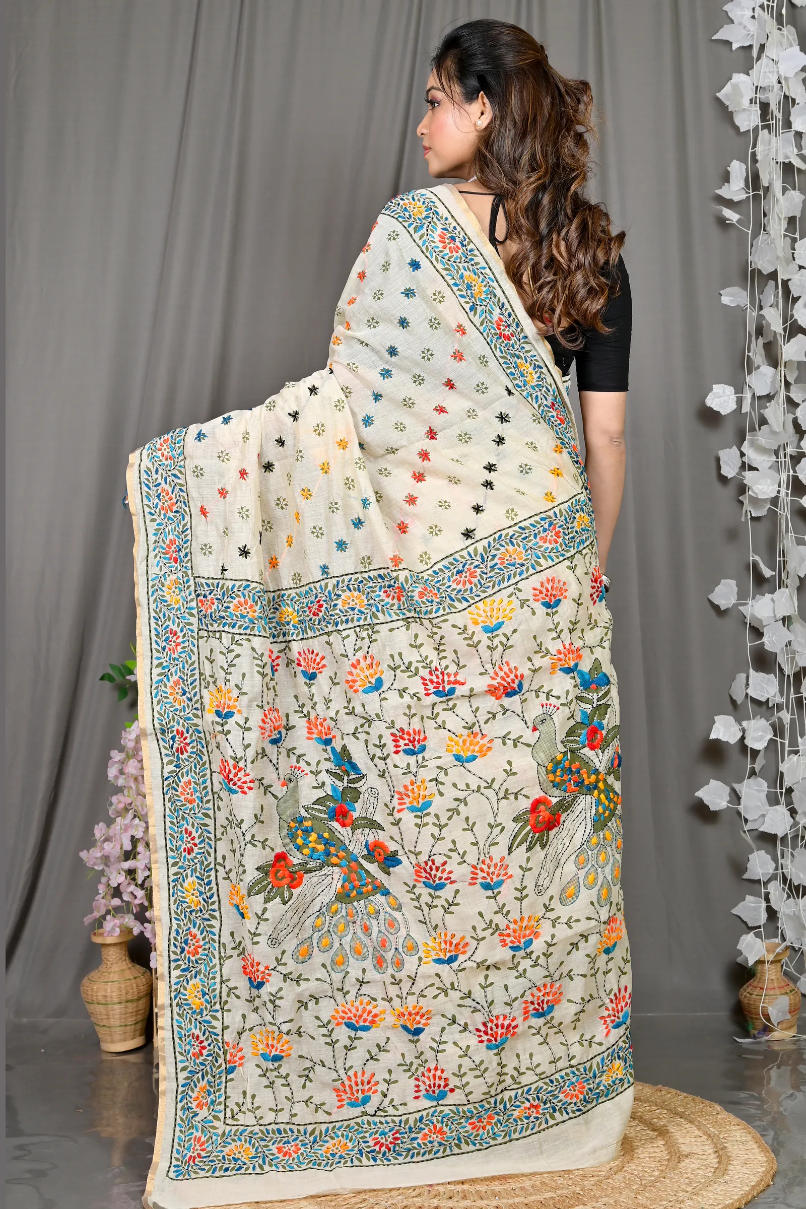 DipDiya Cotton White Varitikath Essence of Bengal Kantha Stitch Sarees