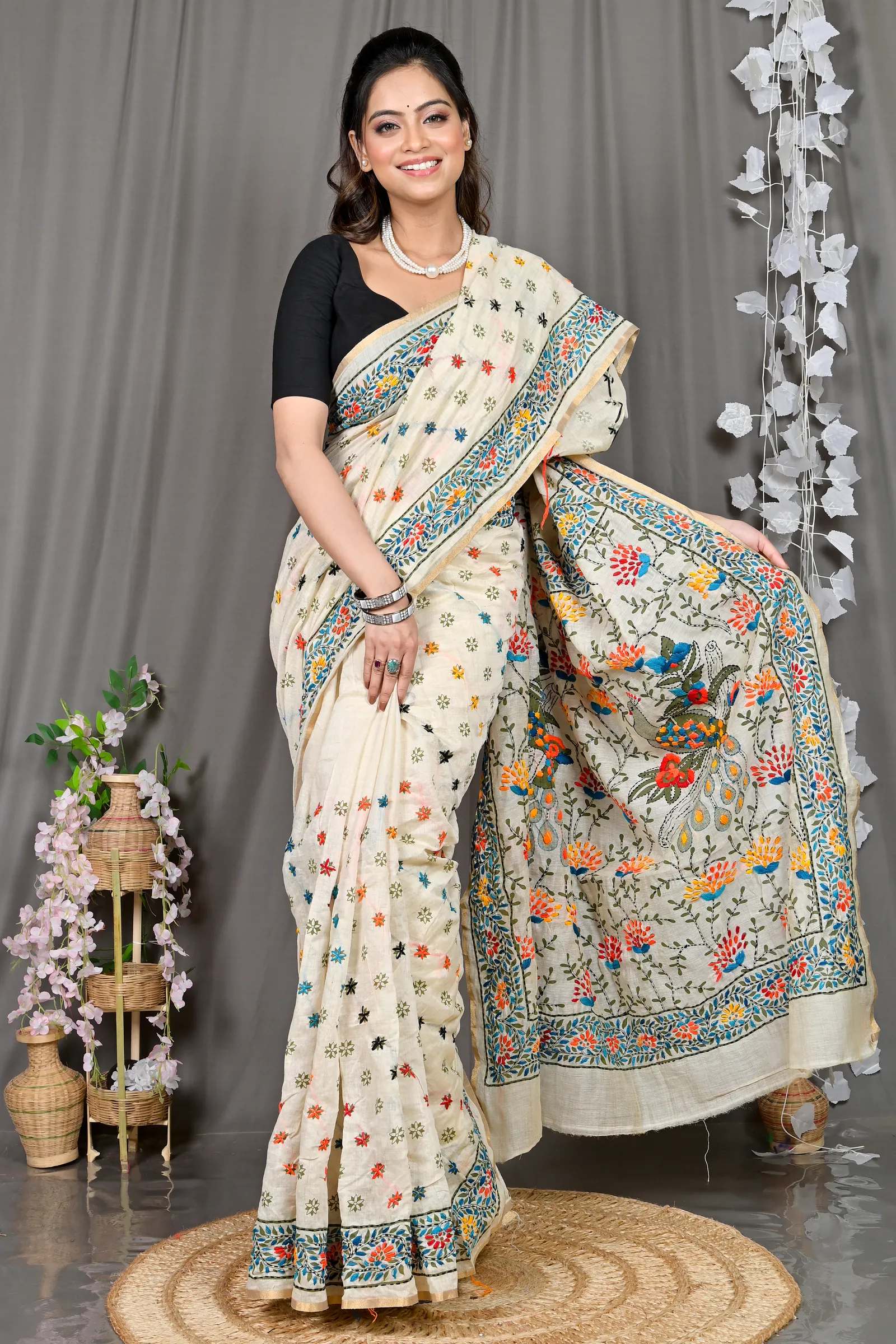 DipDiya Cotton White Varitikath Essence of Bengal Kantha Stitch Sarees