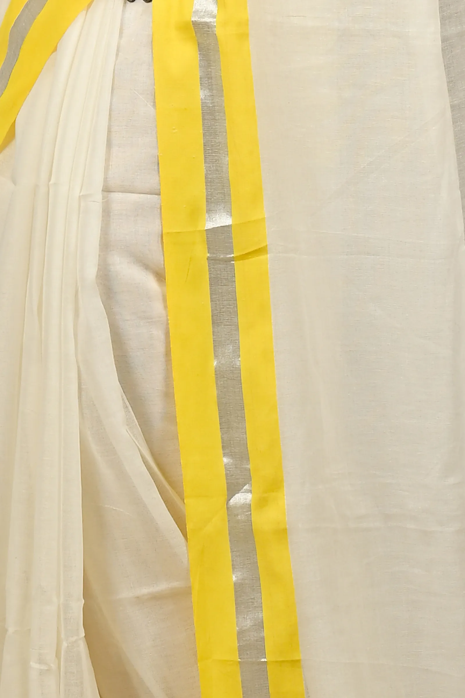 DipDiya Cotton White Yellow Sofeda Traditional Elegance Handloom Sarees