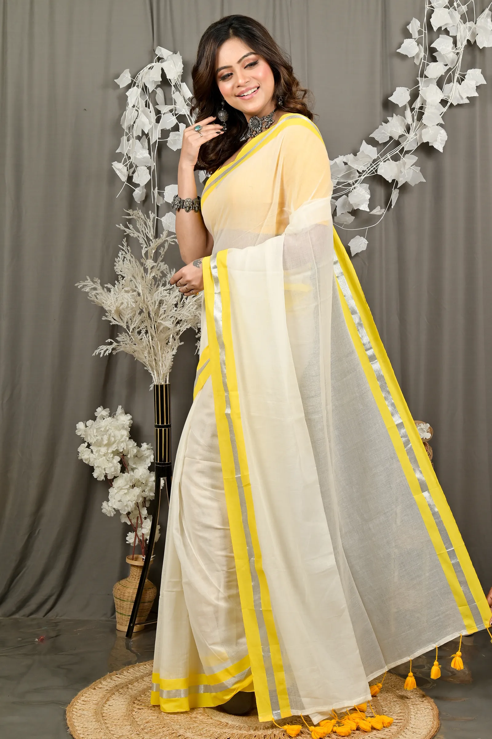 DipDiya Cotton White Yellow Sofeda Traditional Elegance Handloom Sarees